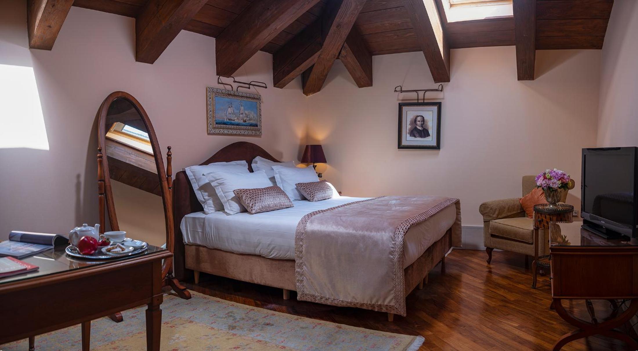 Classic Room