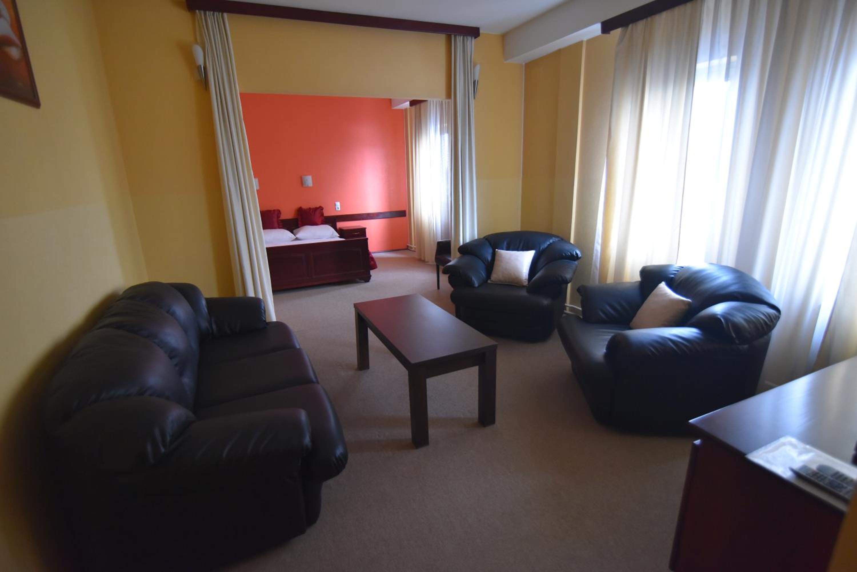 Apartment photo 1