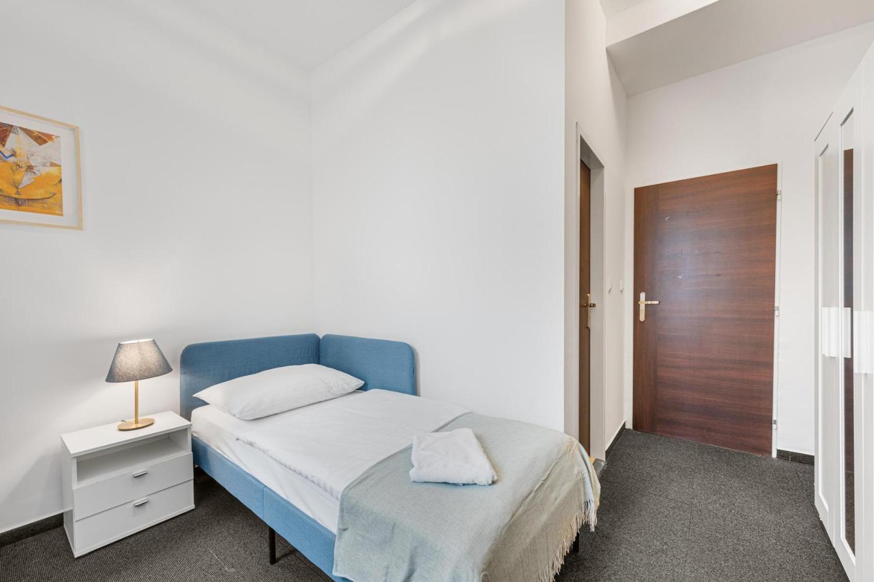 Single Room photo 1