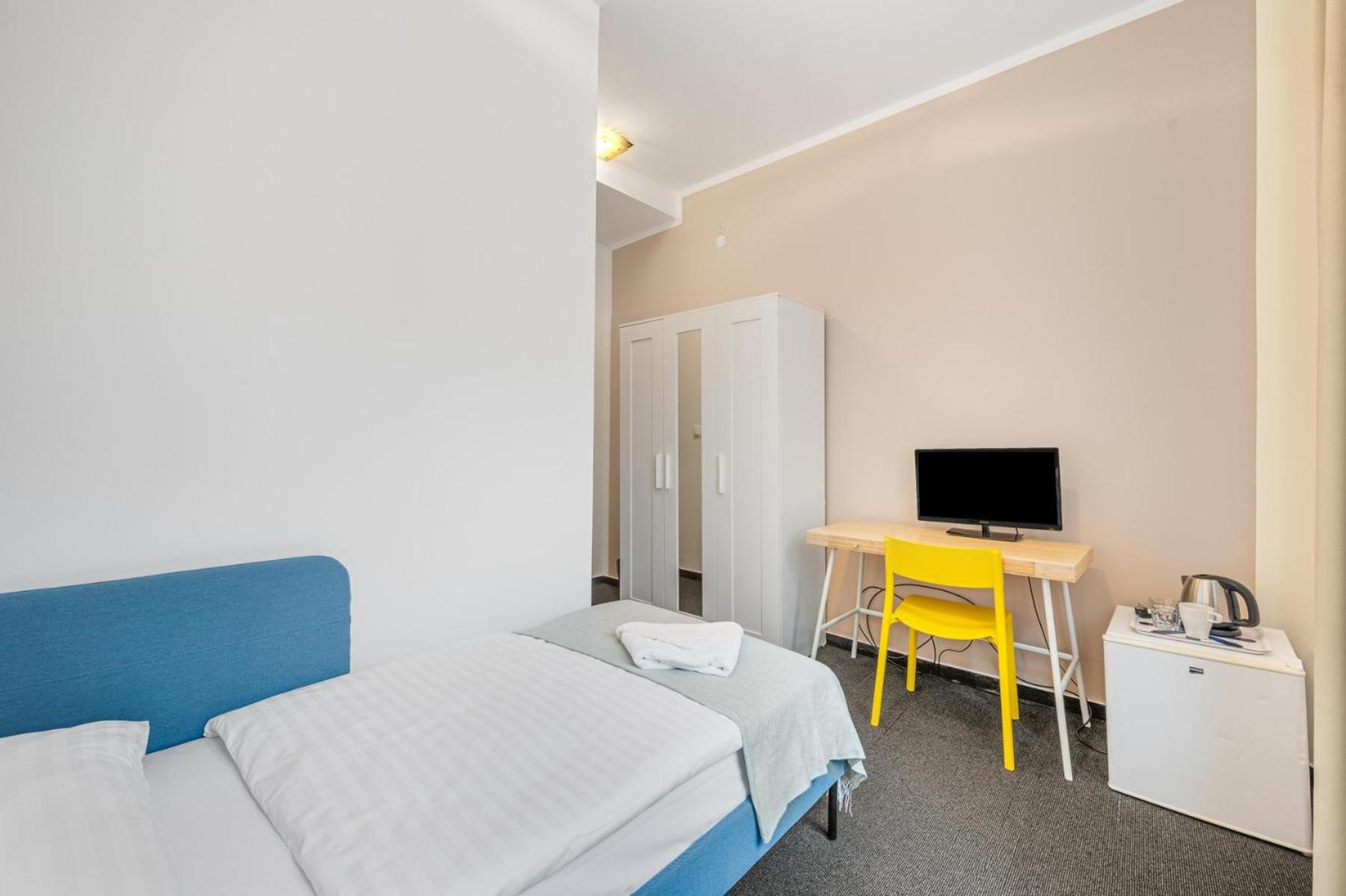 Single Room photo 3