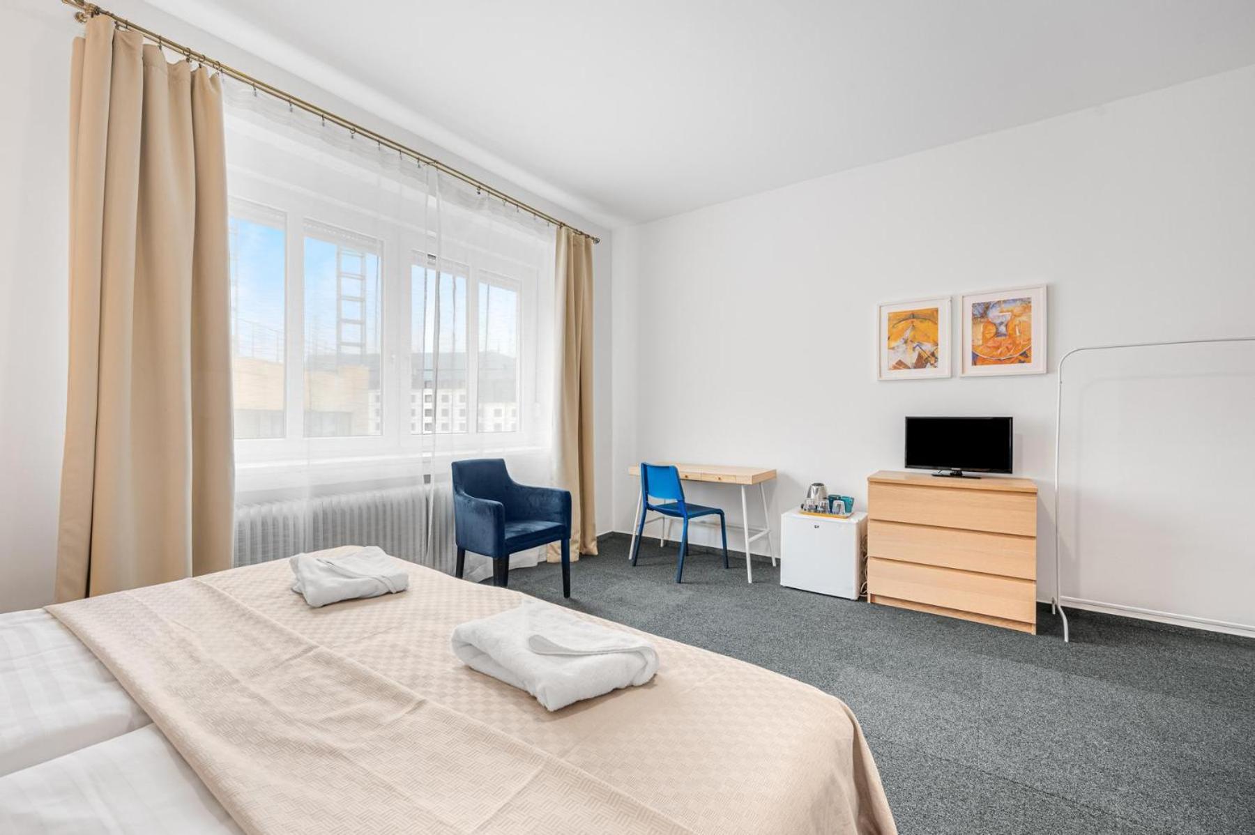 Triple Room - Photo 6
