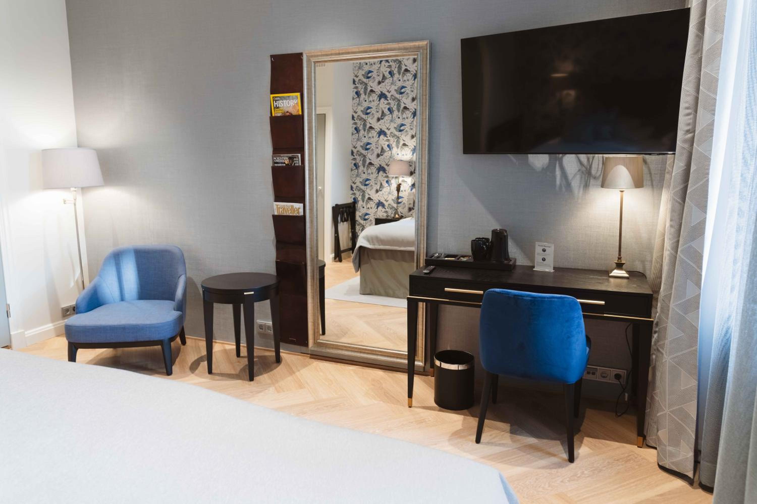 Superior Double Room - Photo 11