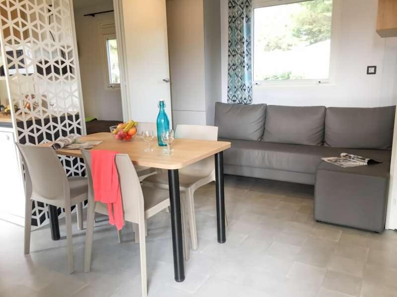 Mobile Home Privilege - 2 bedrooms - 4 people photo 3
