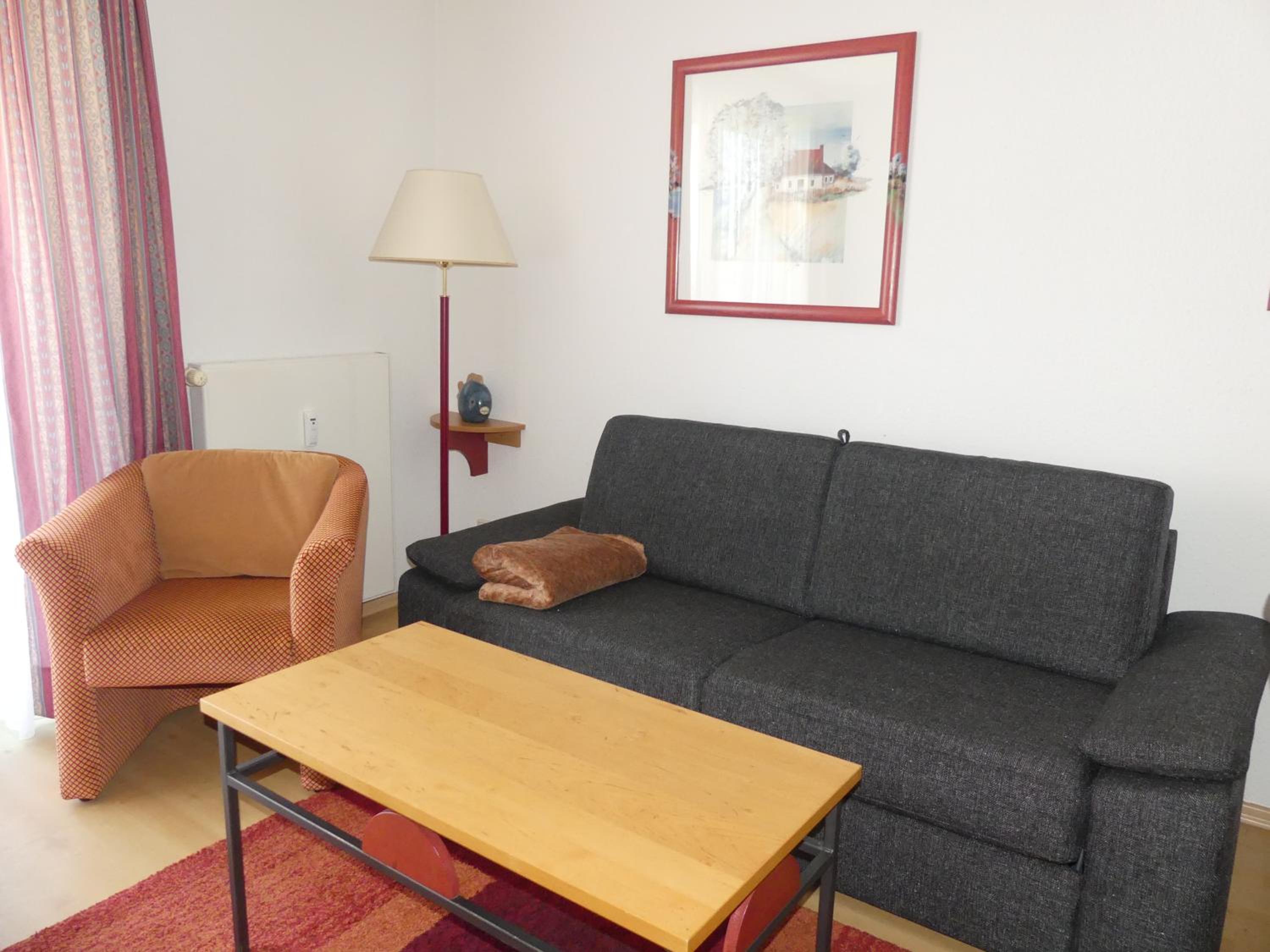 One-Bedroom Apartment with Balcony - 08 photo 3