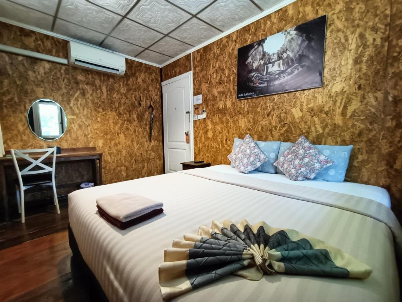 Double Room with Shared Toilet photo 3