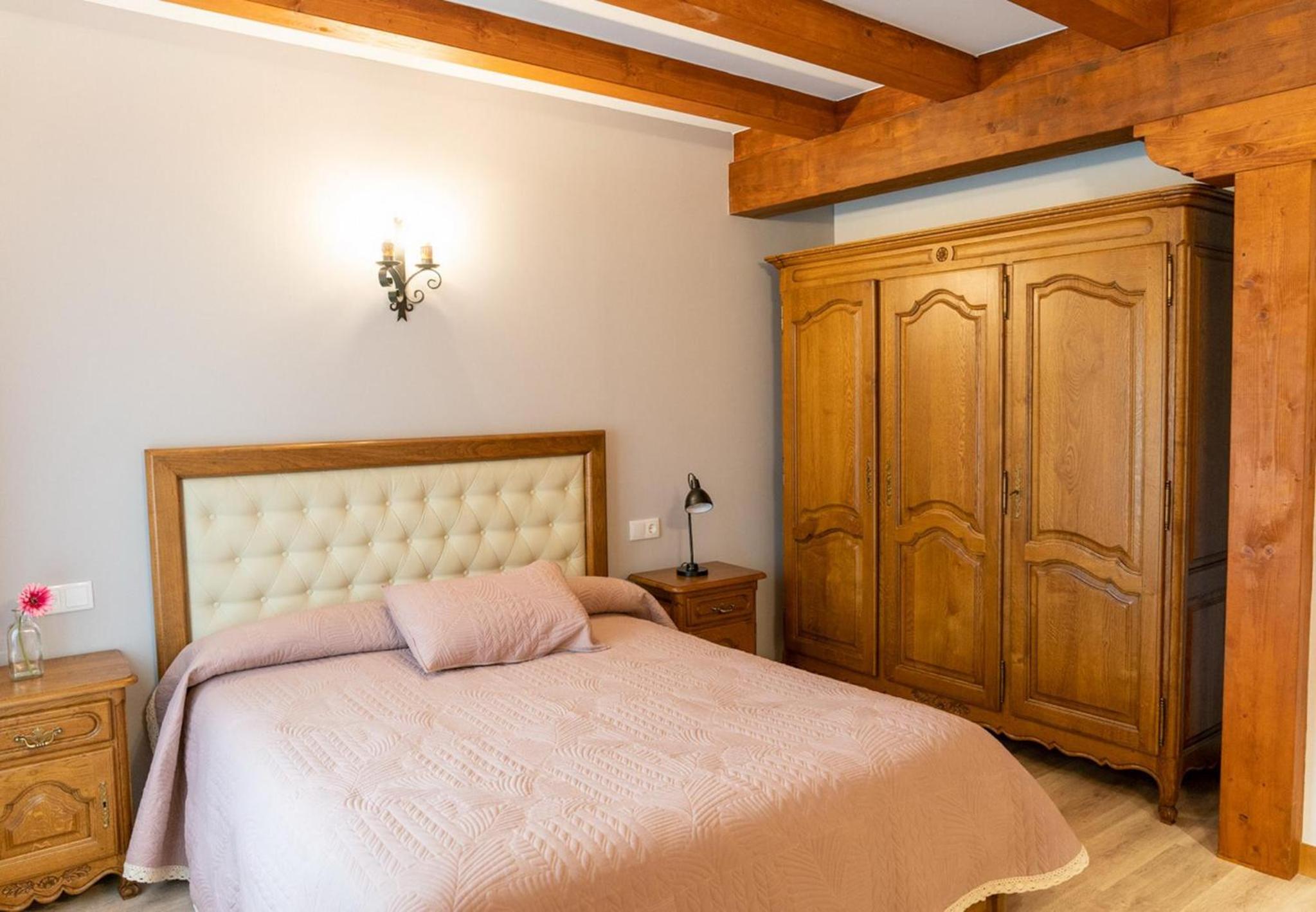 Habitación Doble con Baño Privado