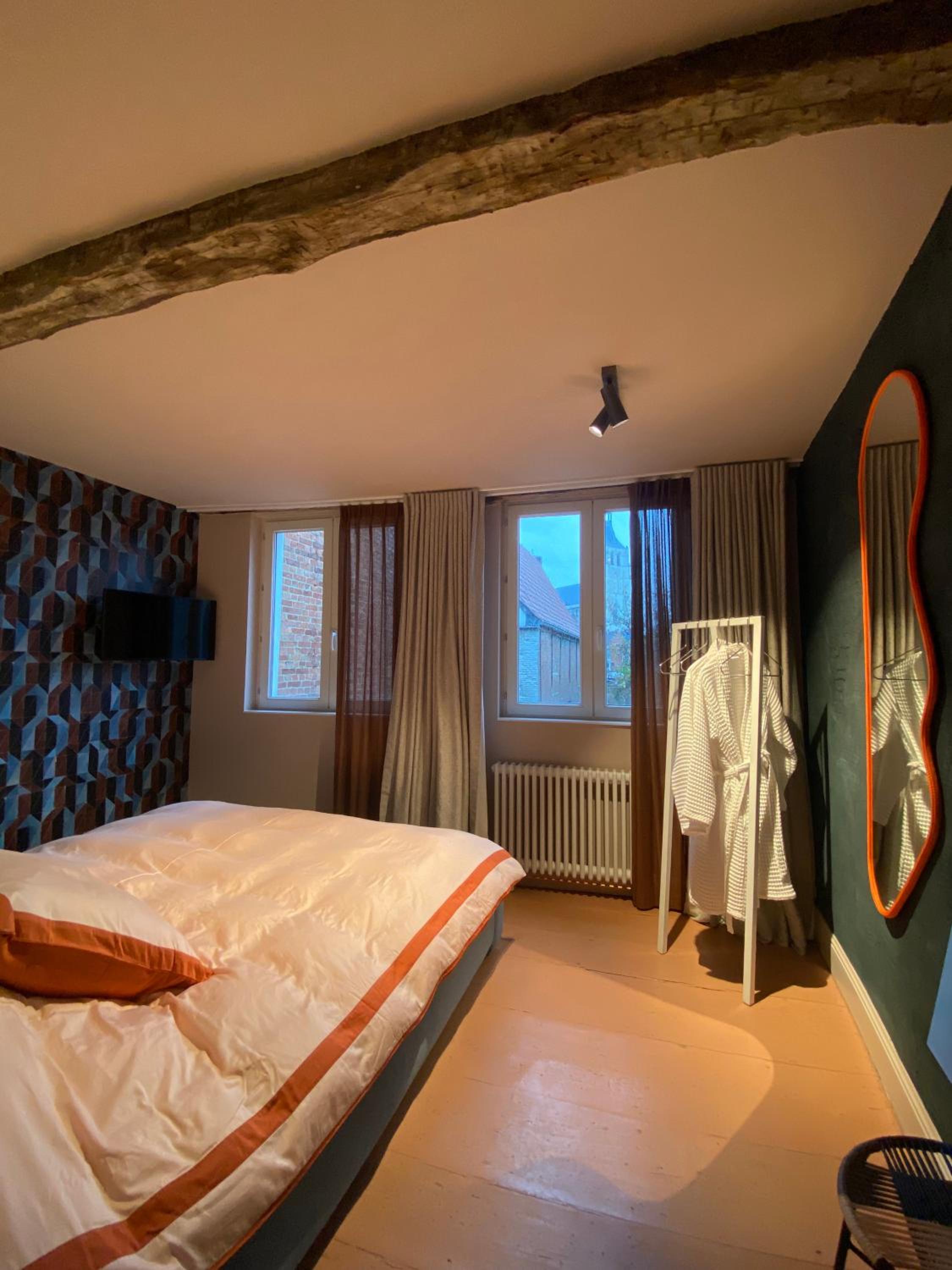 Deluxe Double Room with Shower photo 1