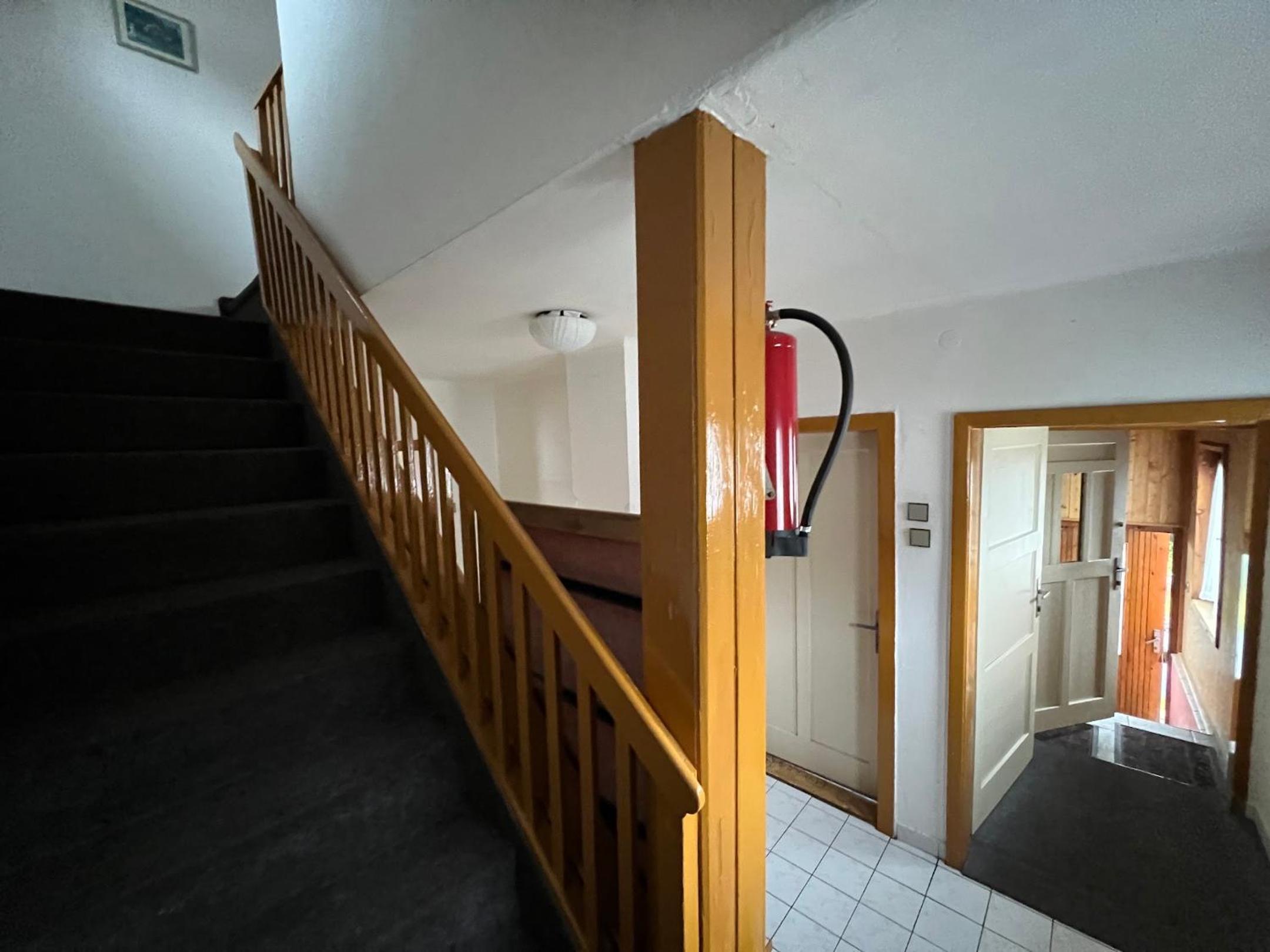 Three-Bedroom House photo 3