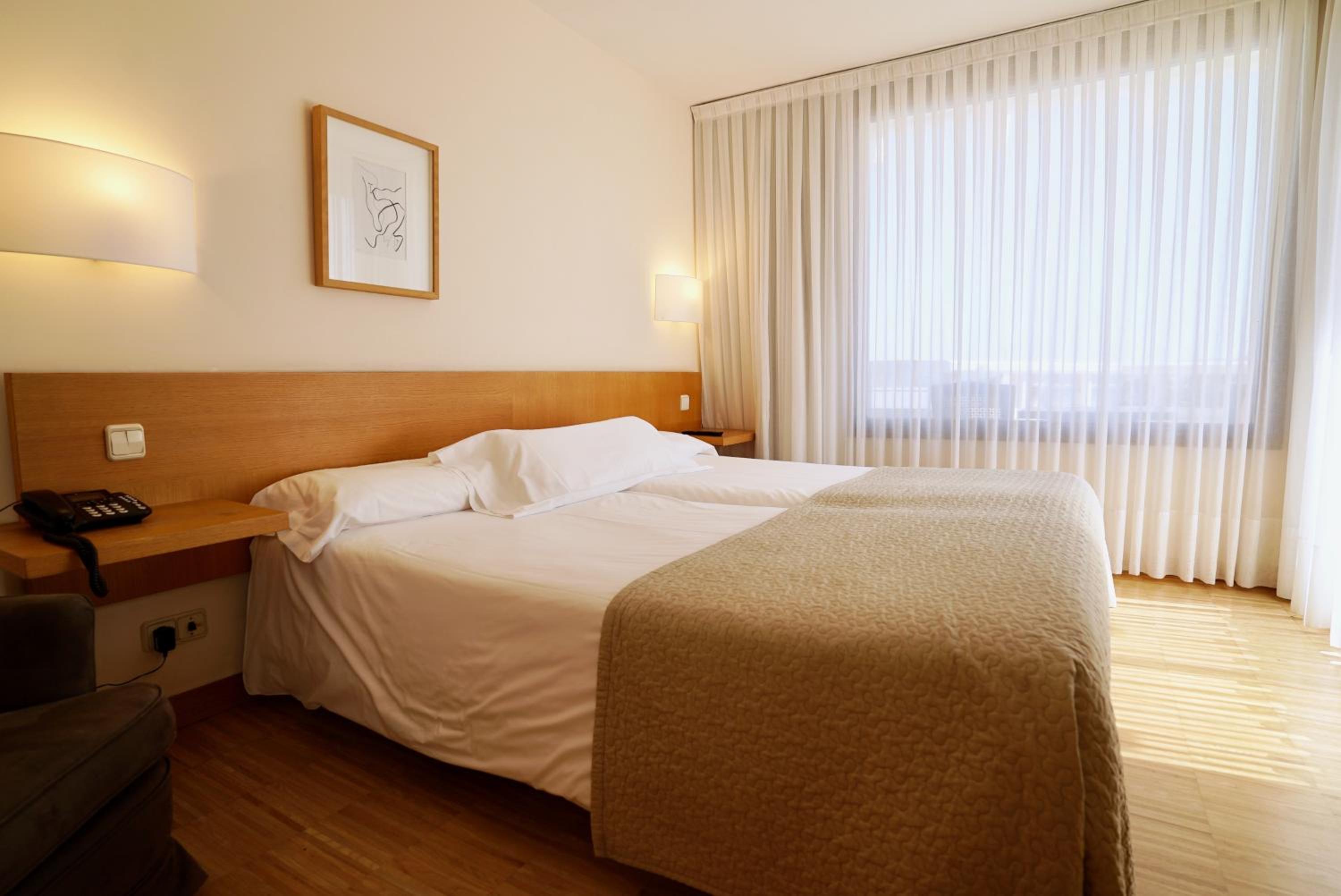 Double Or Twin Room With Parking - Photo 13