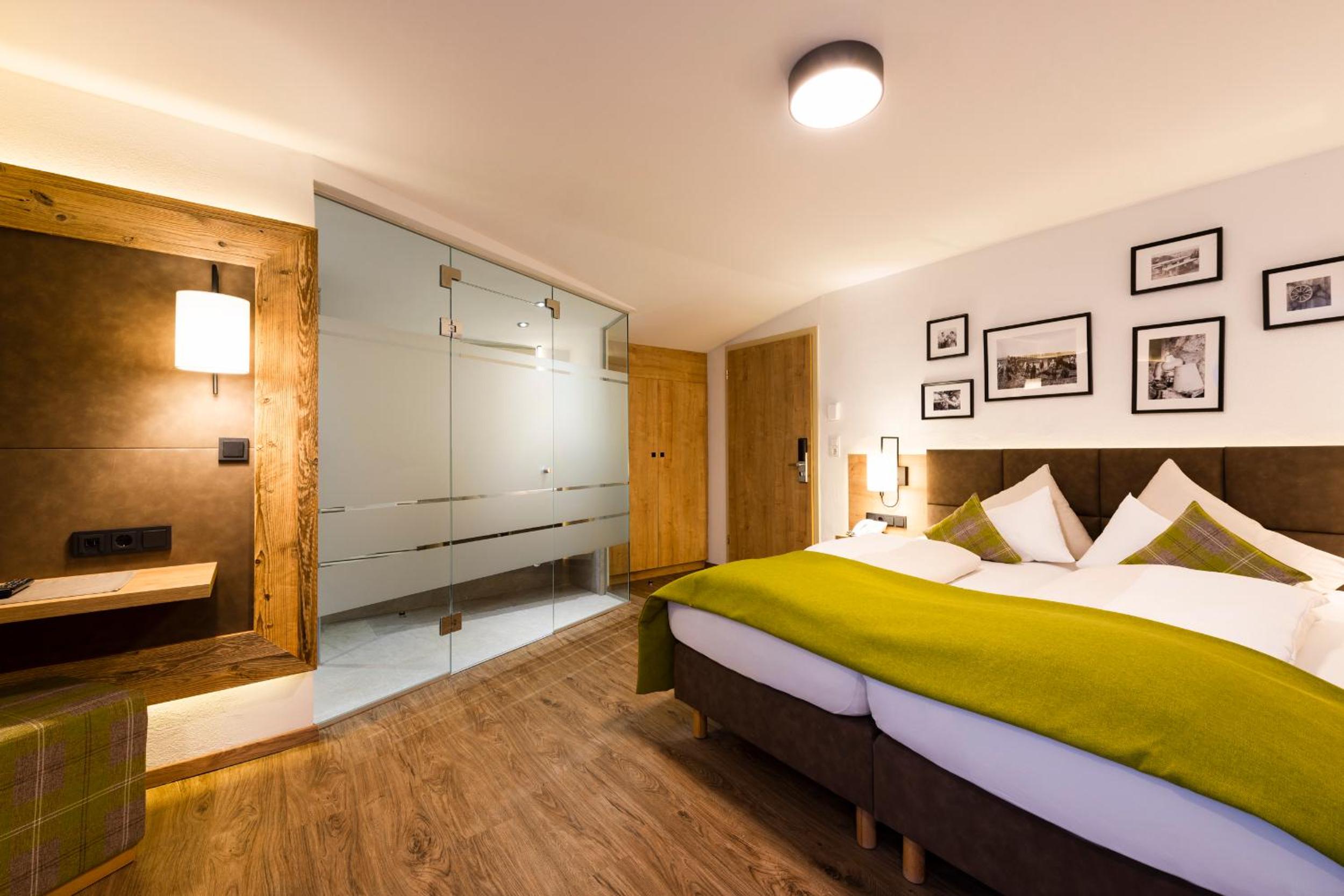 Economy Double Room photo 3
