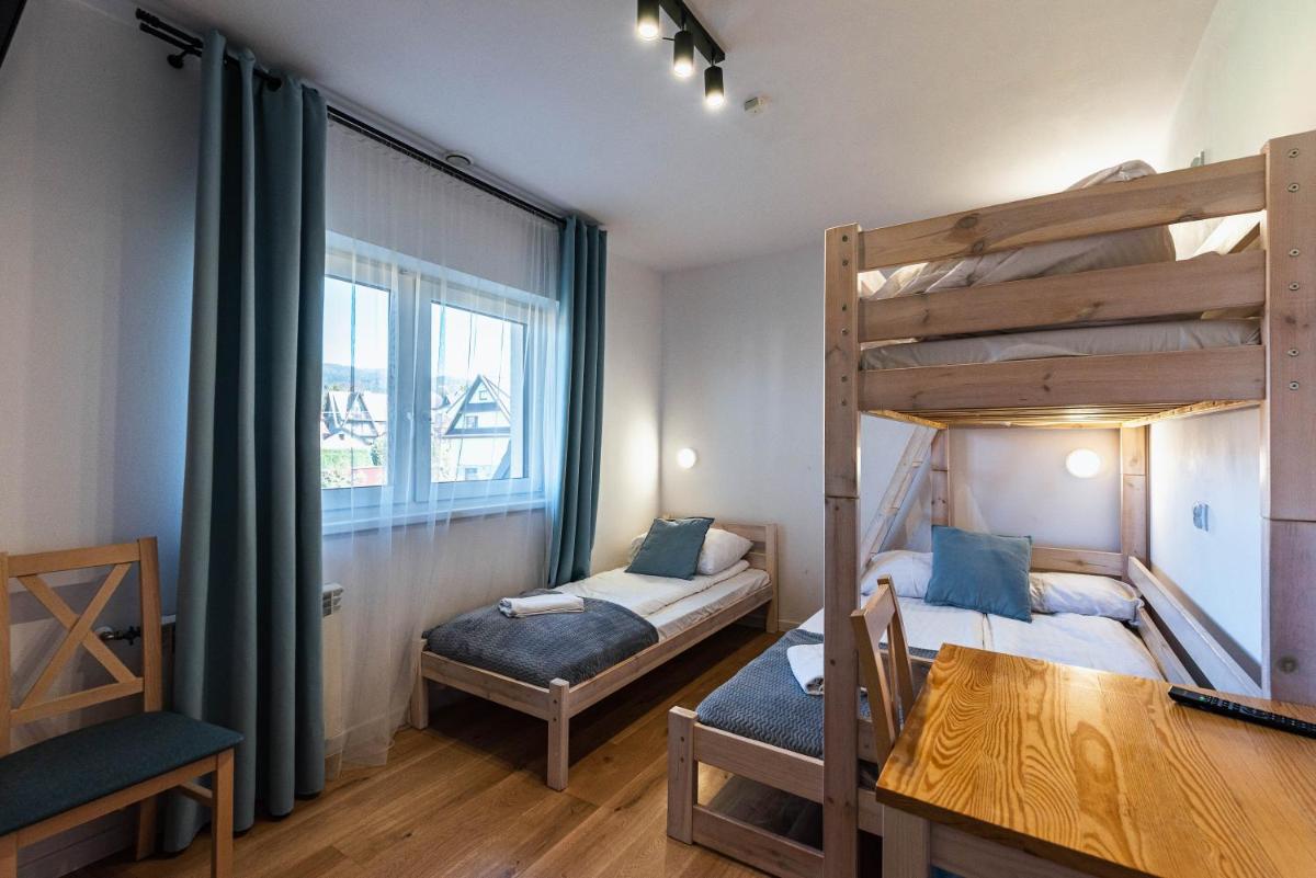 Triple Room with Bathroom photo 2