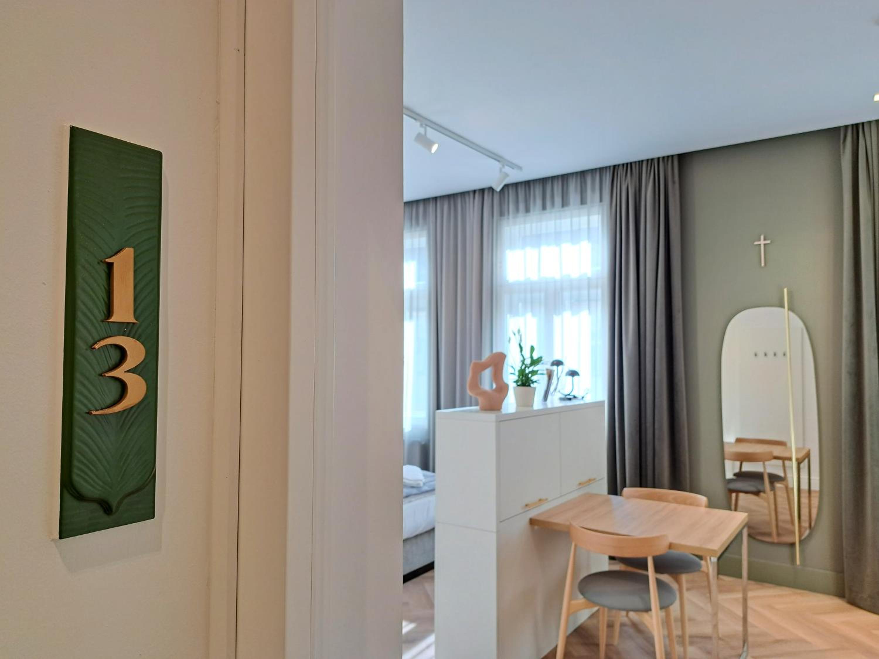 Superior Double or Twin Room with City View photo 3
