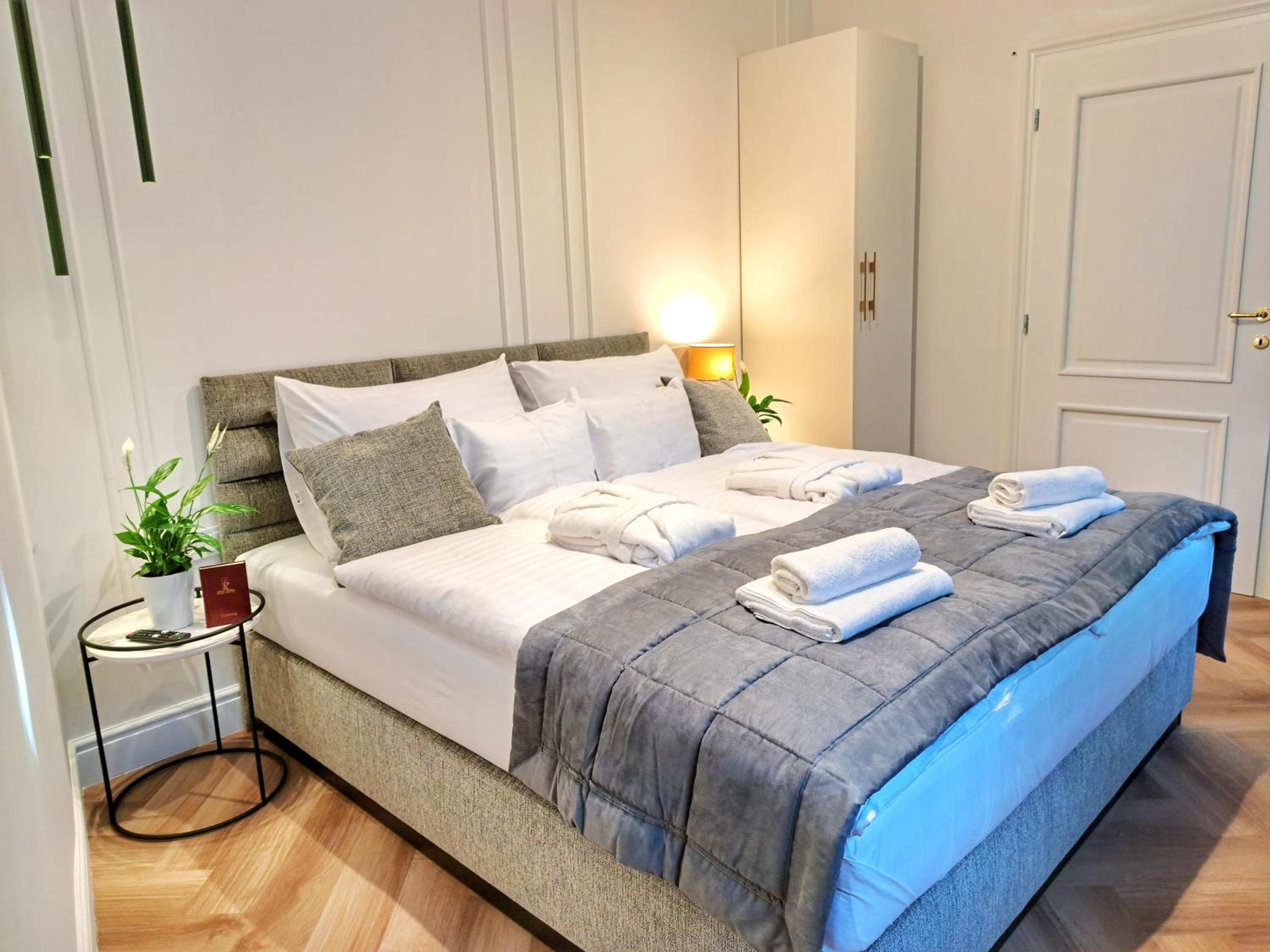 One-Bedroom Suite photo 1