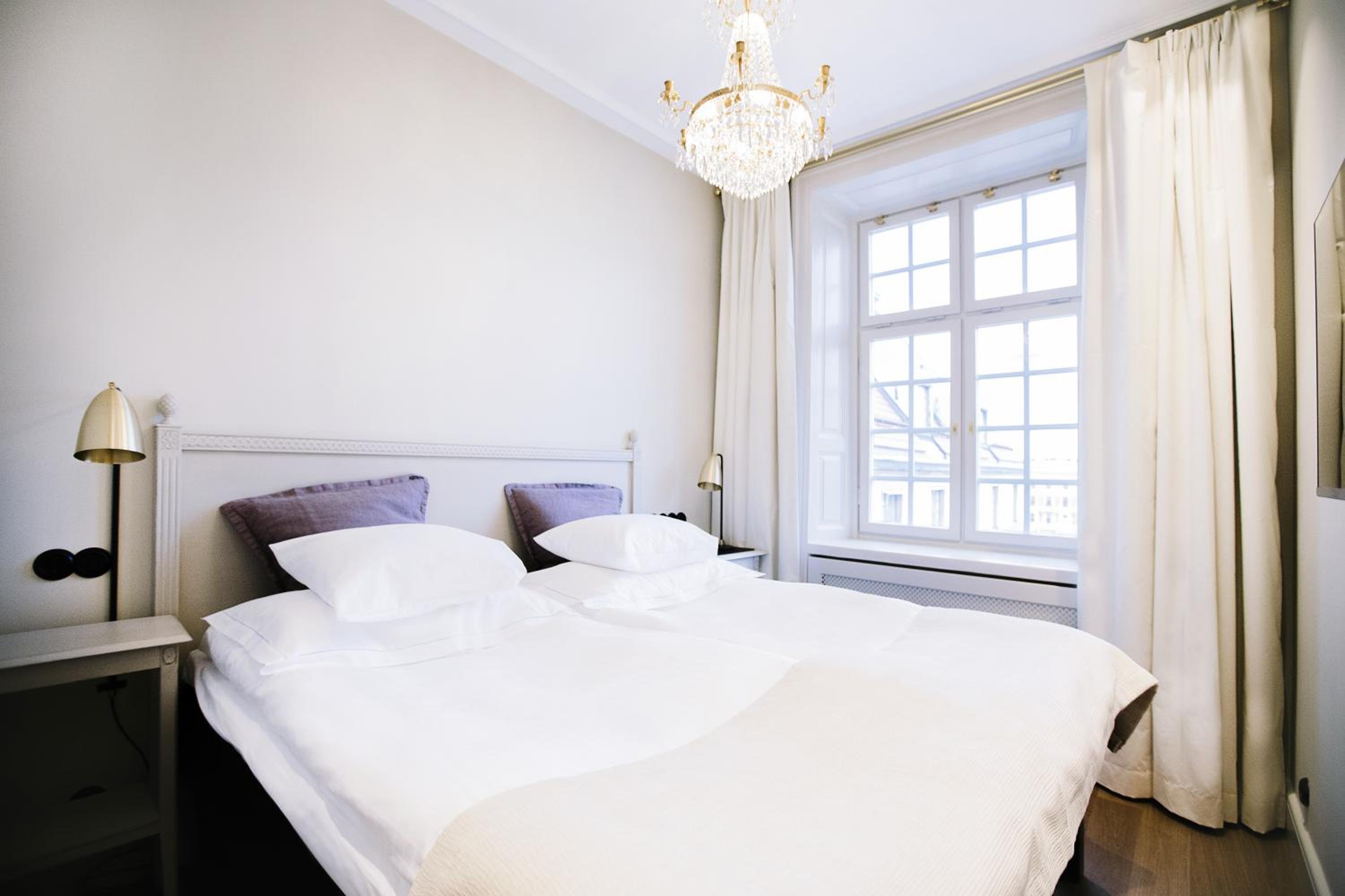 Available room
