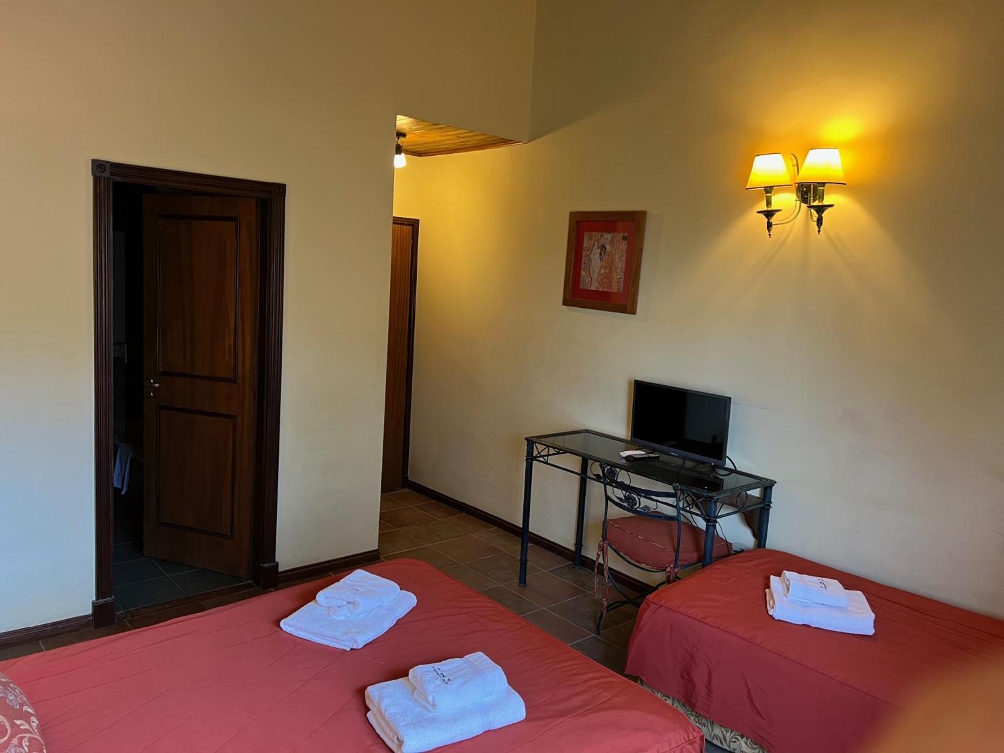 Double or Twin Room photo 1