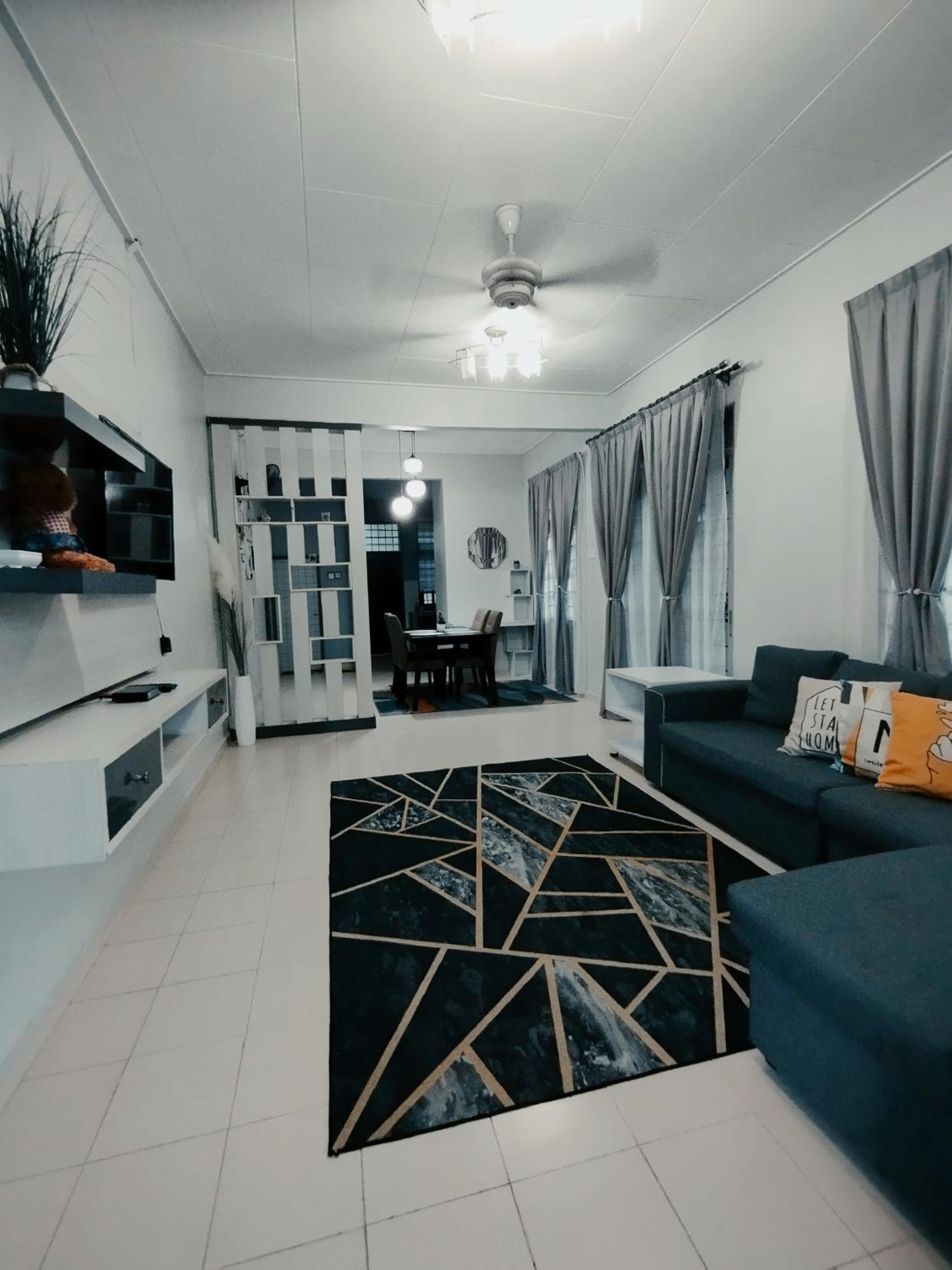 Three-Bedroom House photo 1