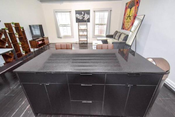 Apartment - Photo 33