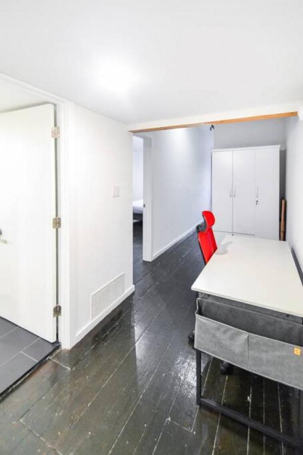Apartment - Photo 40