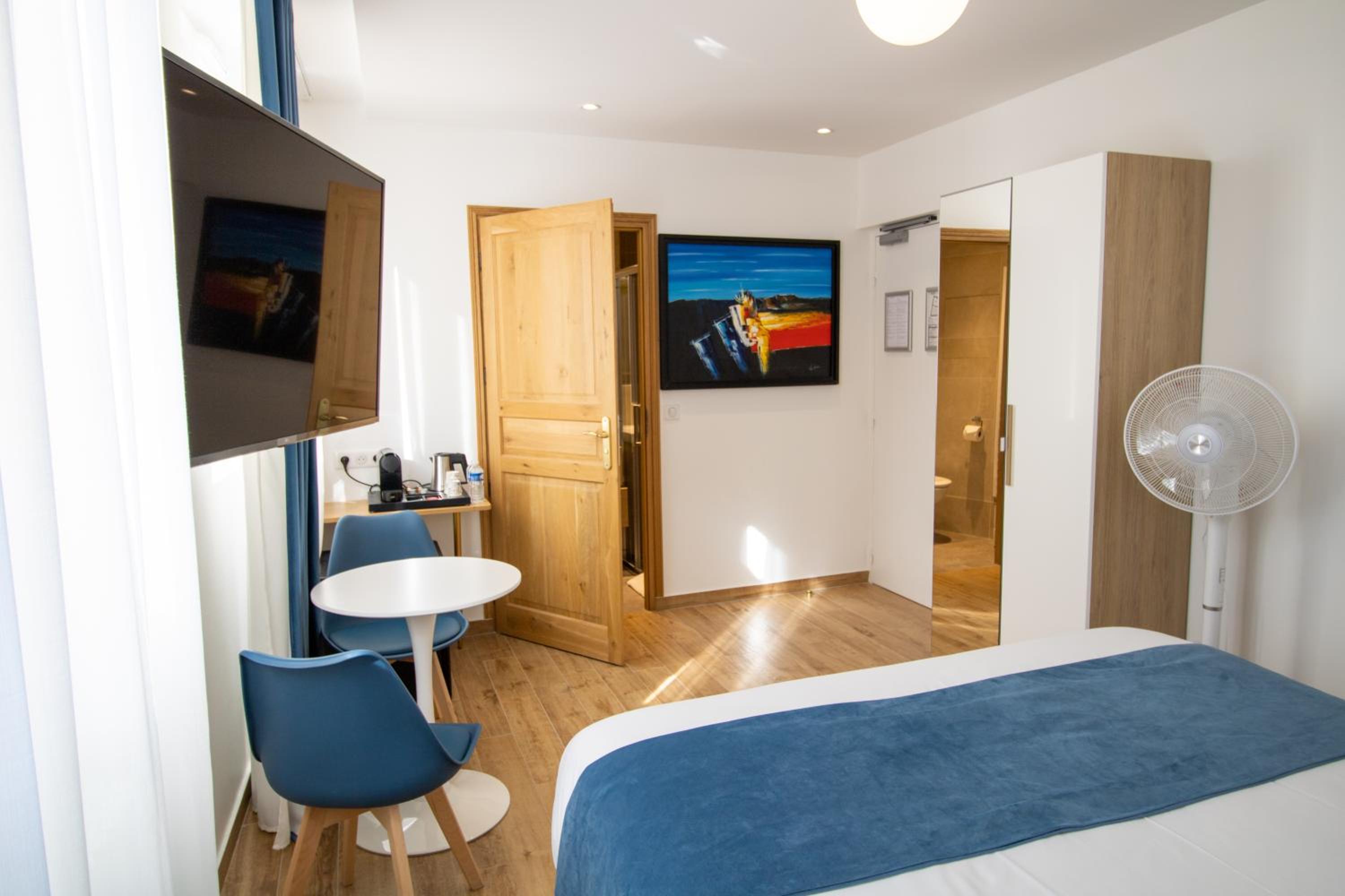 Queen Room