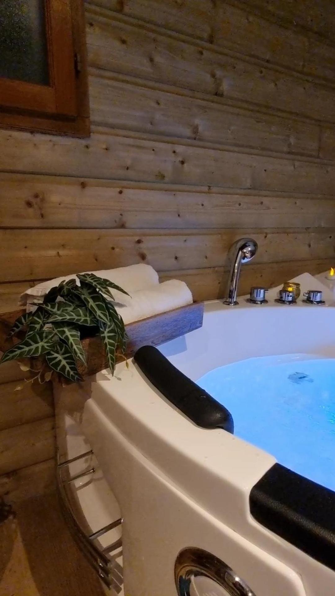 One-Bedroom Chalet - Photo 29