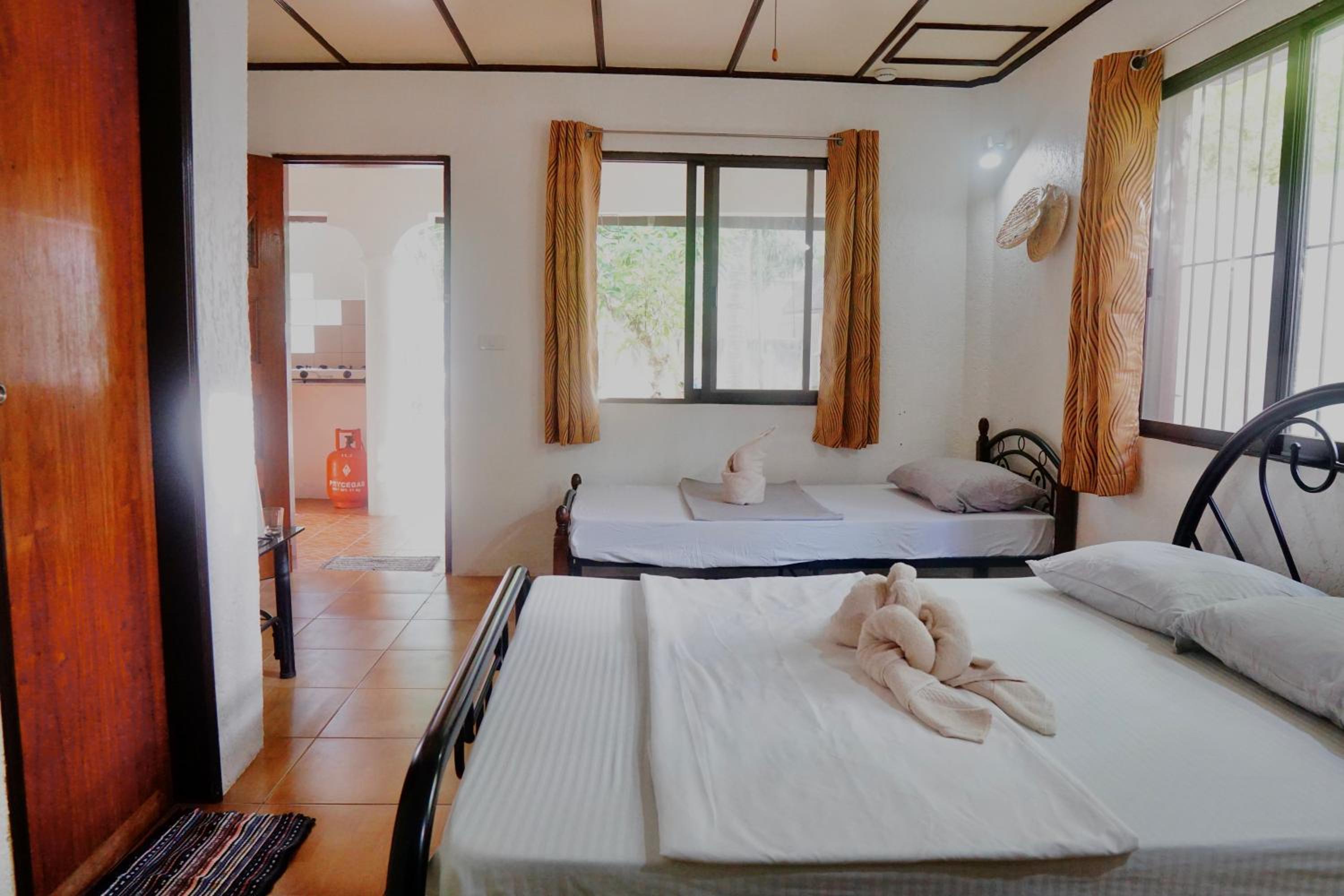 Deluxe Bungalow with Garden View photo 1