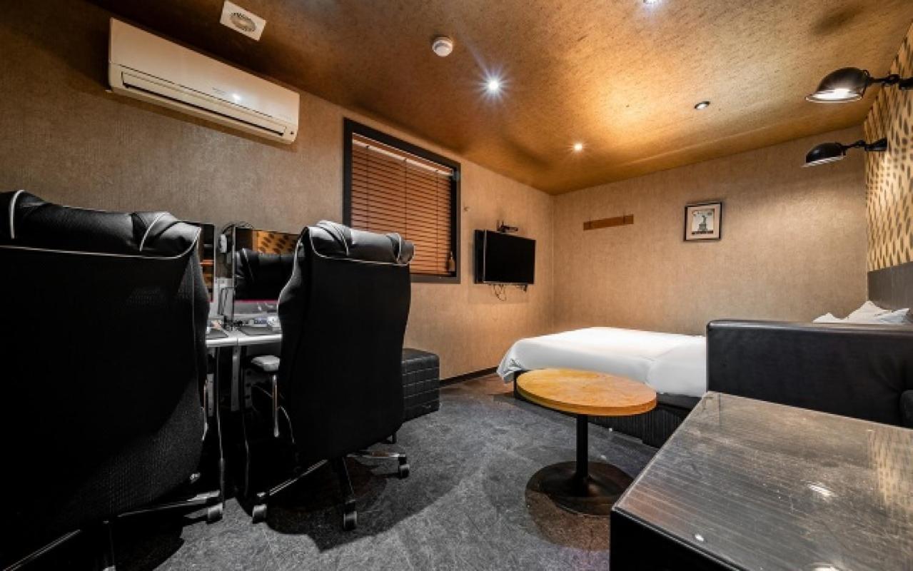 Premium Double Room - Photo 20