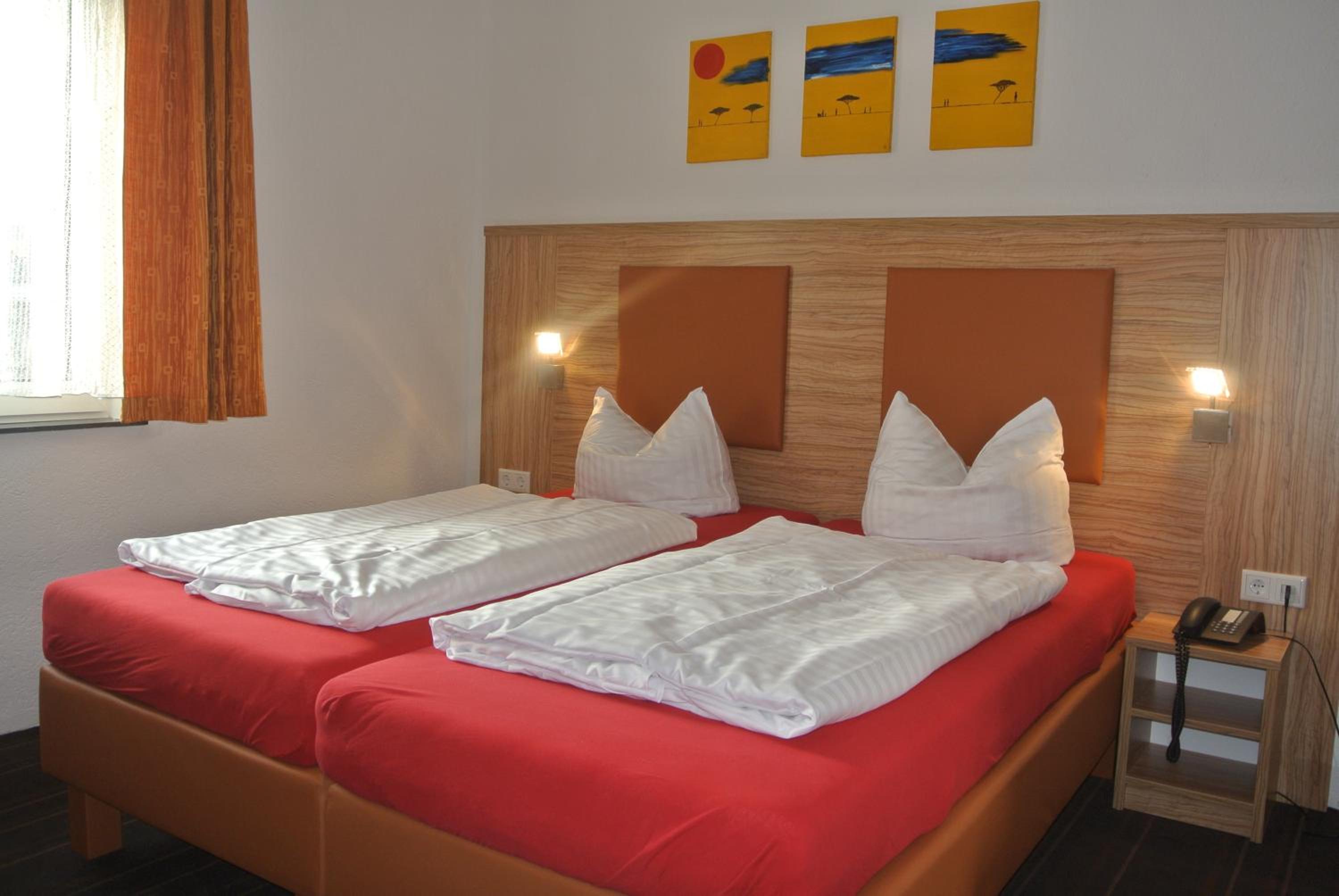 Double Room - Photo 3