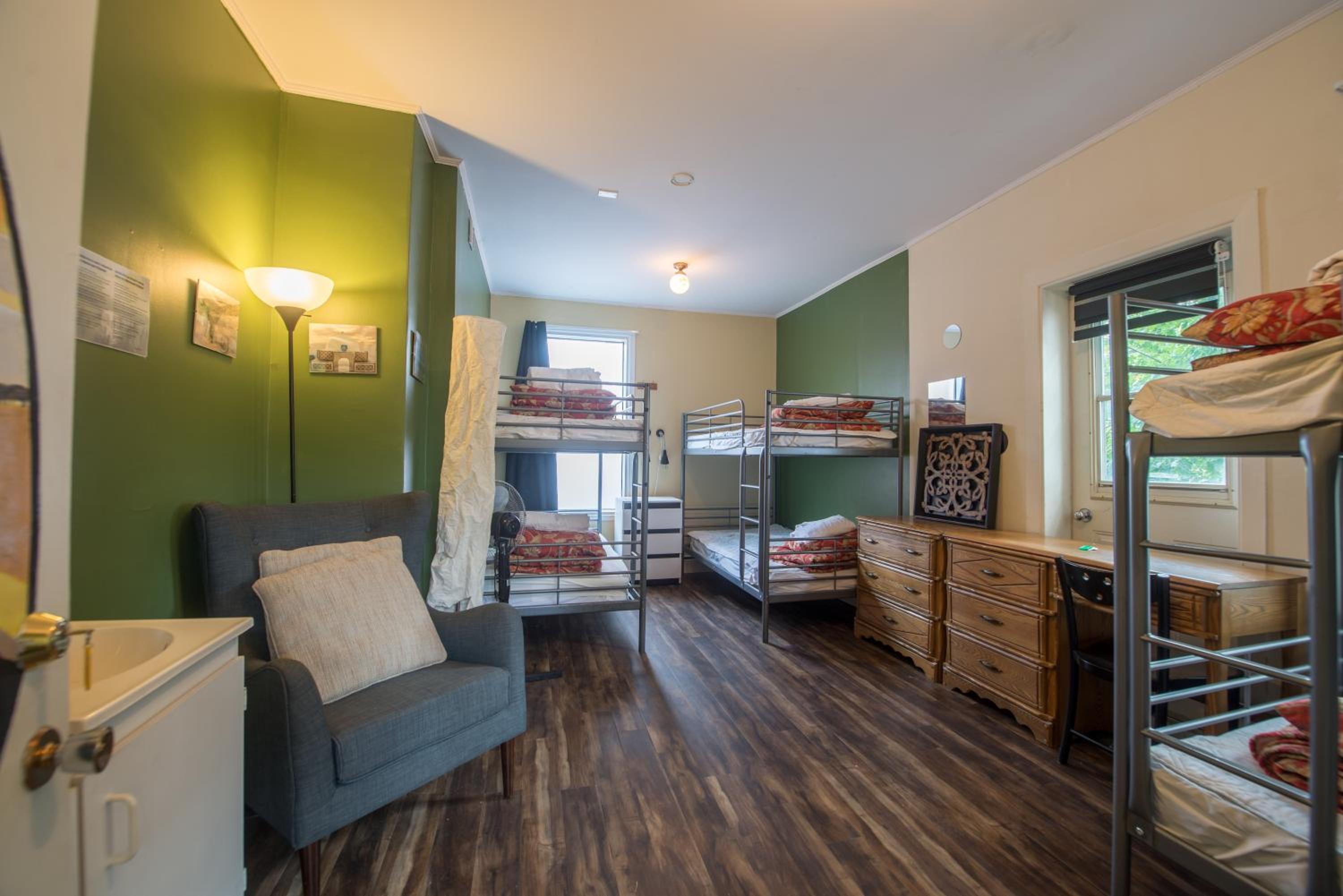 Bunk Bed in Female Dormitory Room   photo 1
