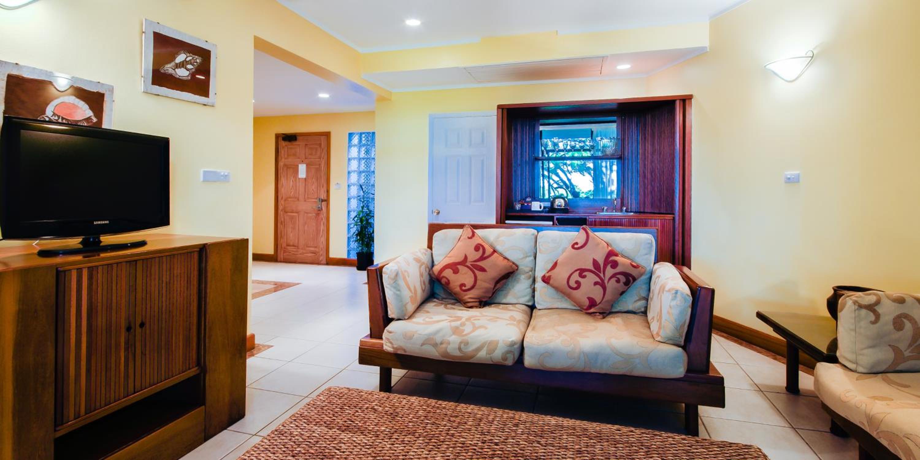 Deluxe Suite photo 3