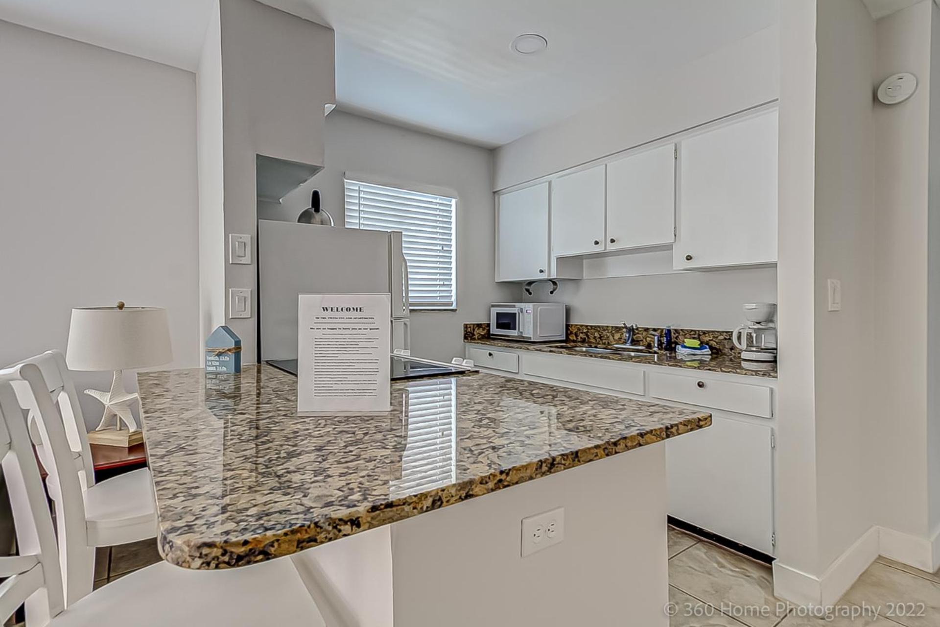 One-Bedroom Apartment with Ocean View photo 2