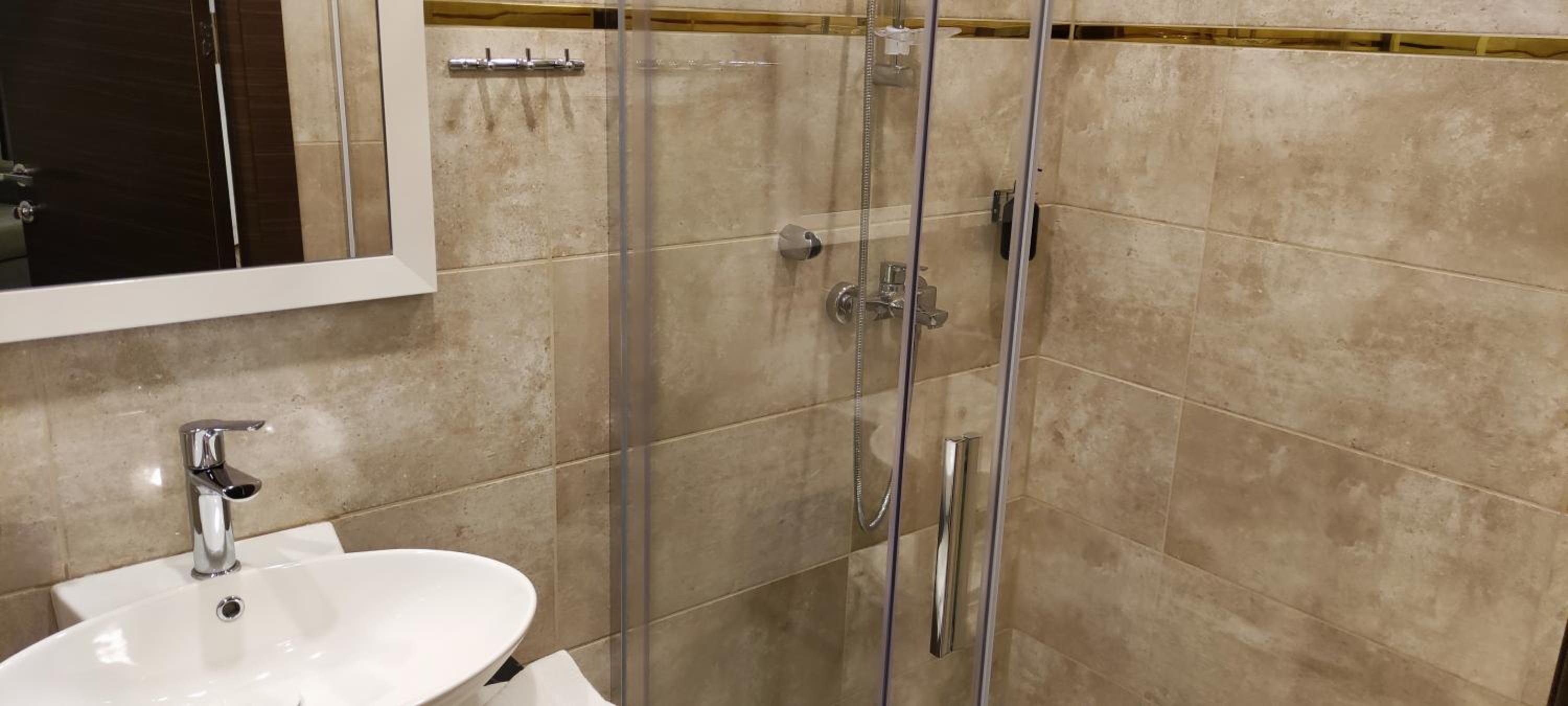 Deluxe Junior Suite - Photo 3