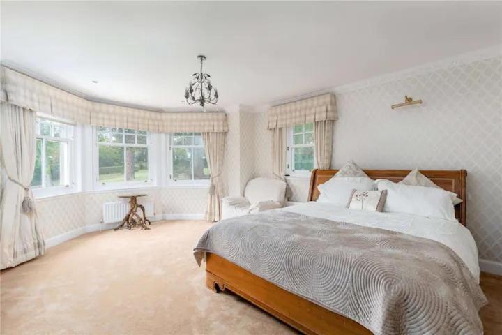 Villa photo 1