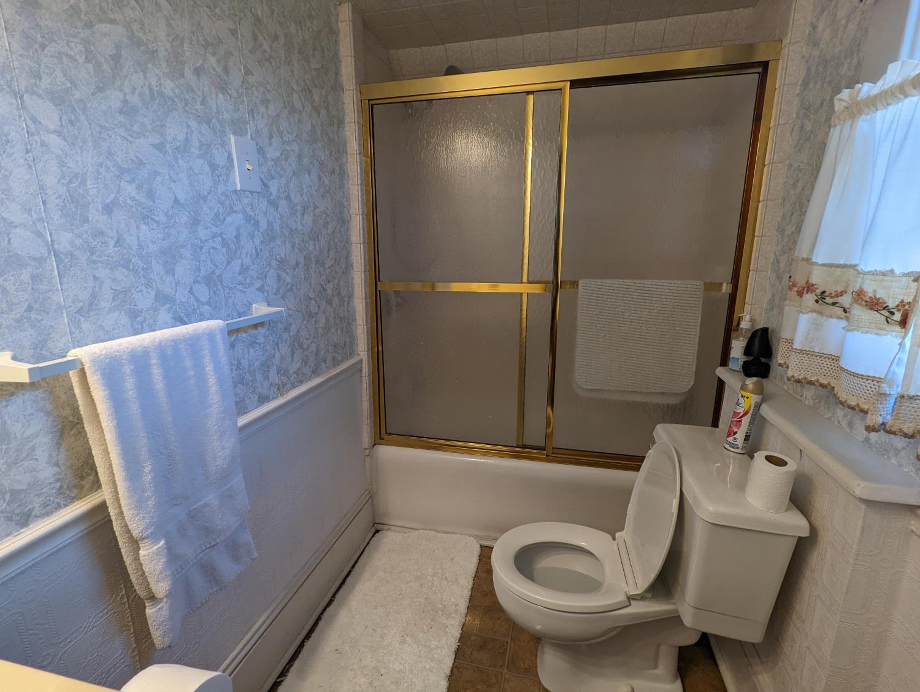 Deluxe Double Room with Bath photo 3