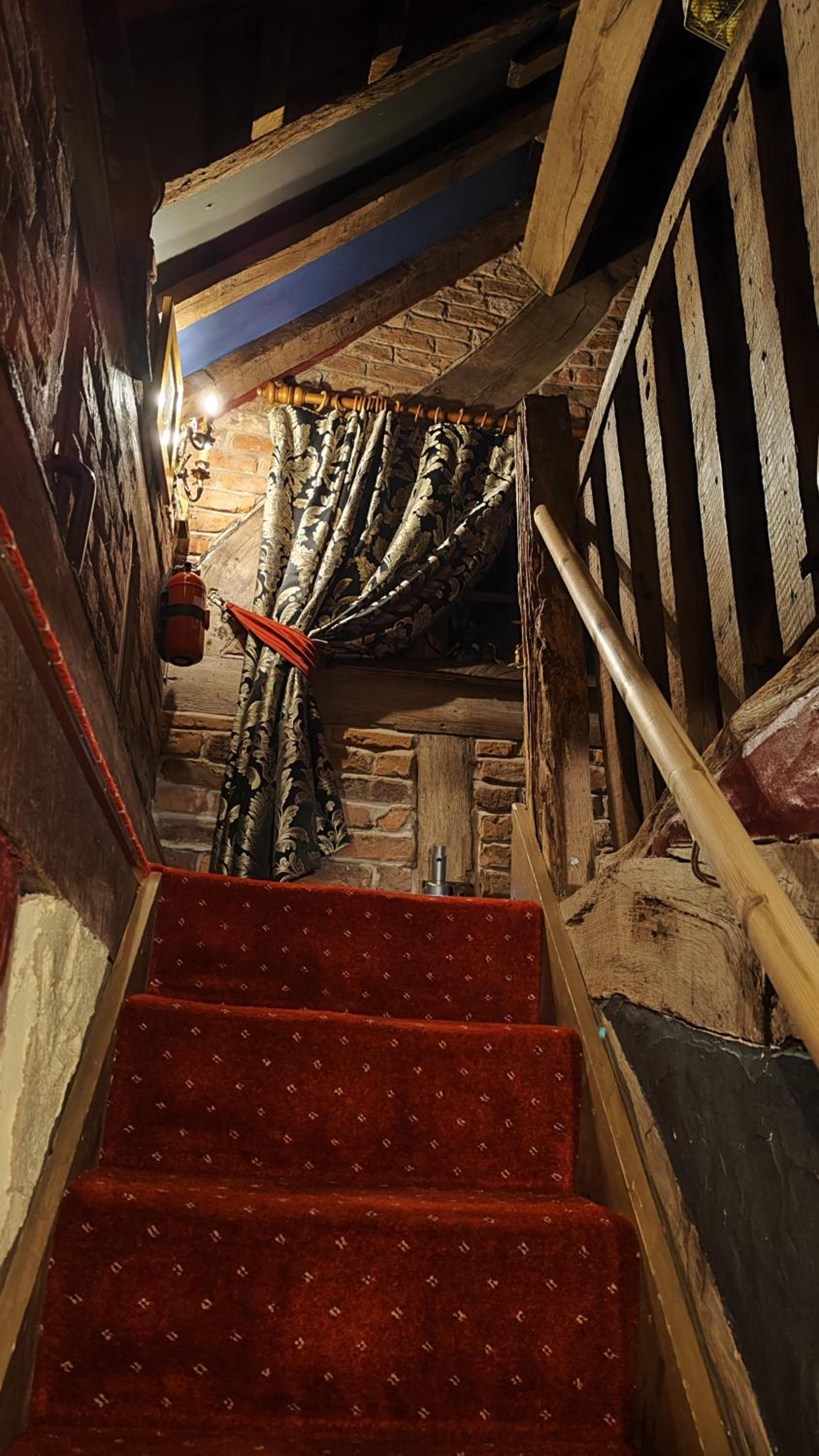 Luxury Four Poster Double Suite - Photo 3