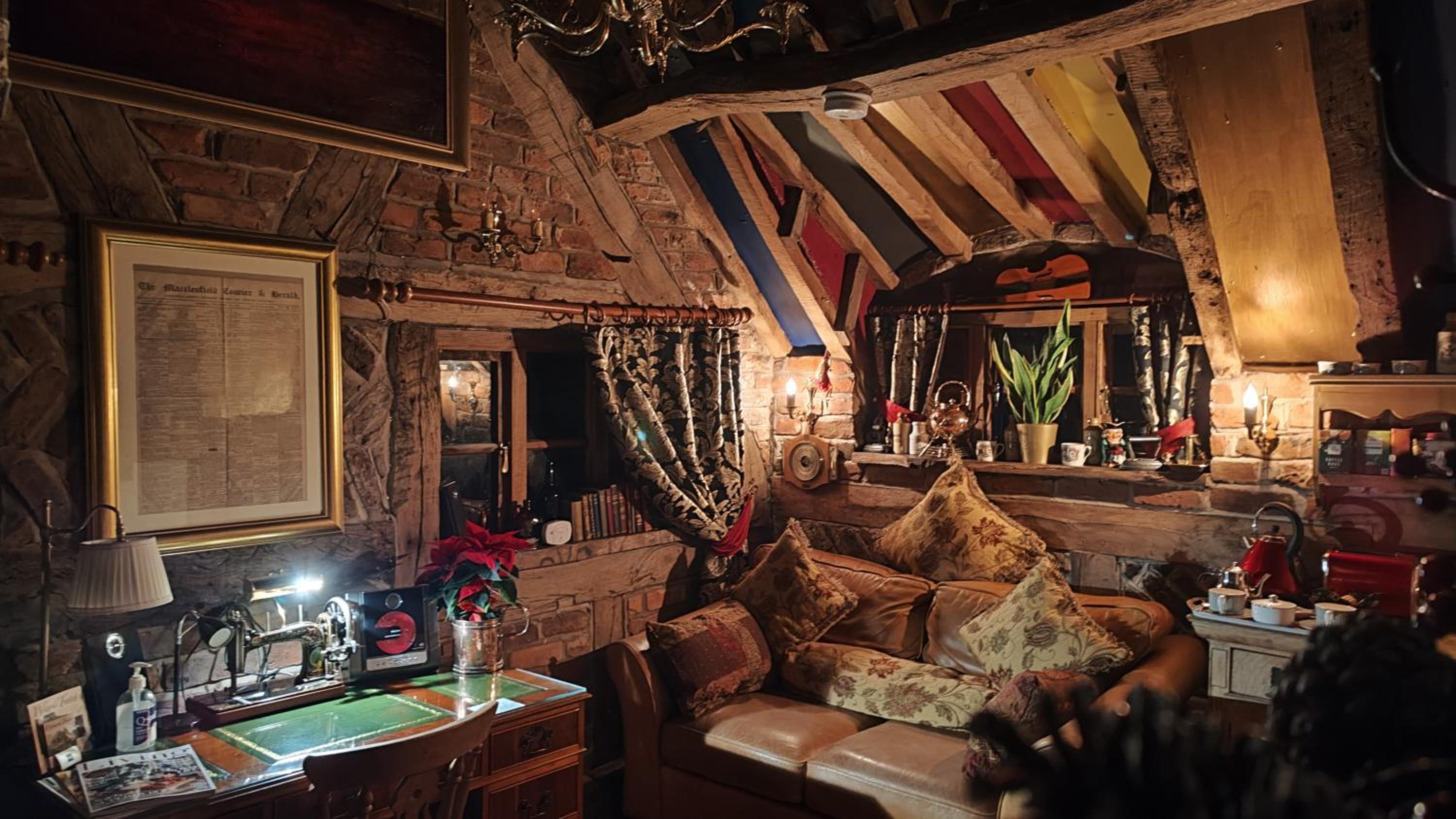 Luxury Four Poster Double Suite - Photo 12