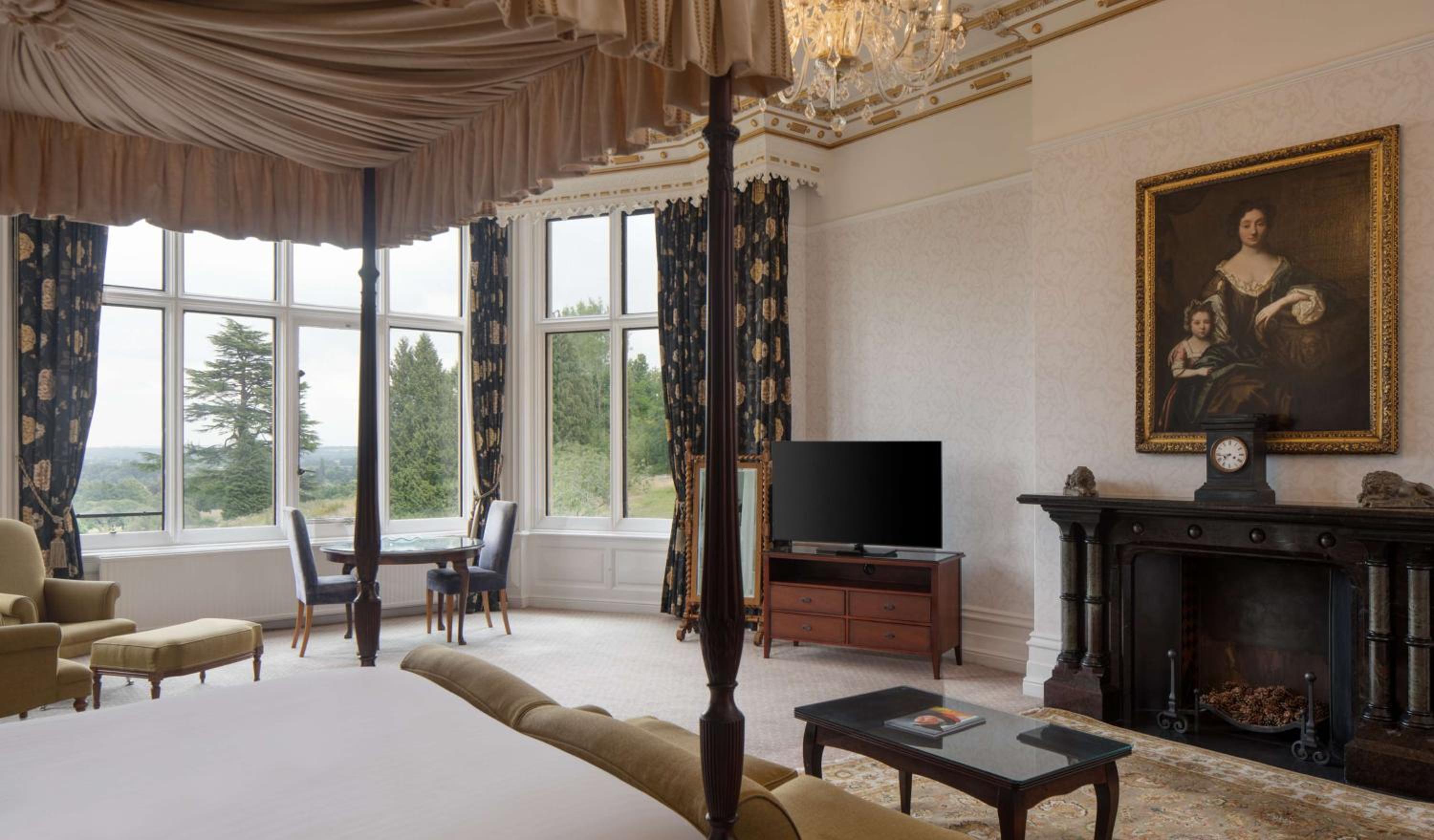 Superior King Suite with Four Poster Bed - Photo 1