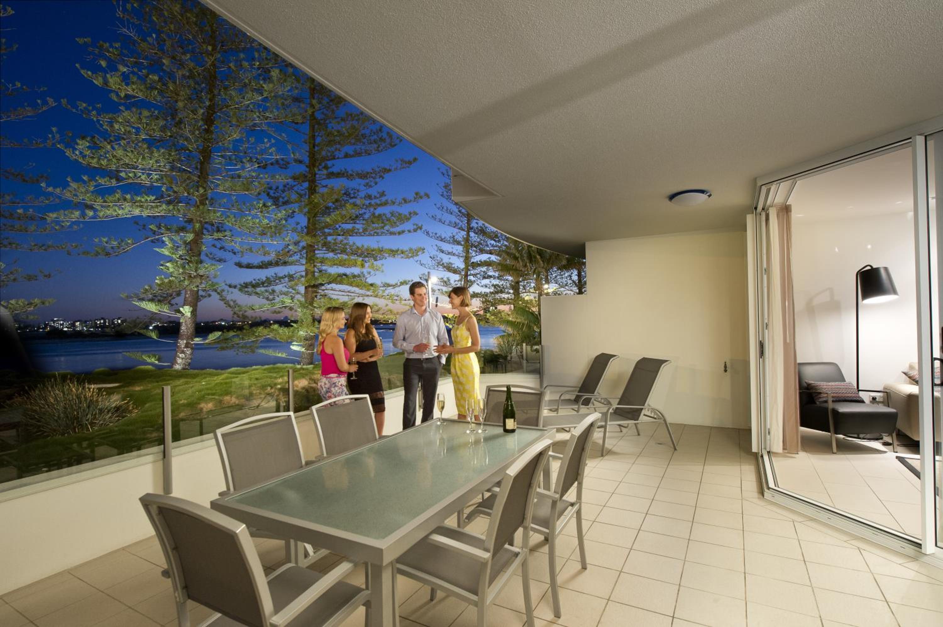 Three Bedroom Beachfront Apartment photo 2