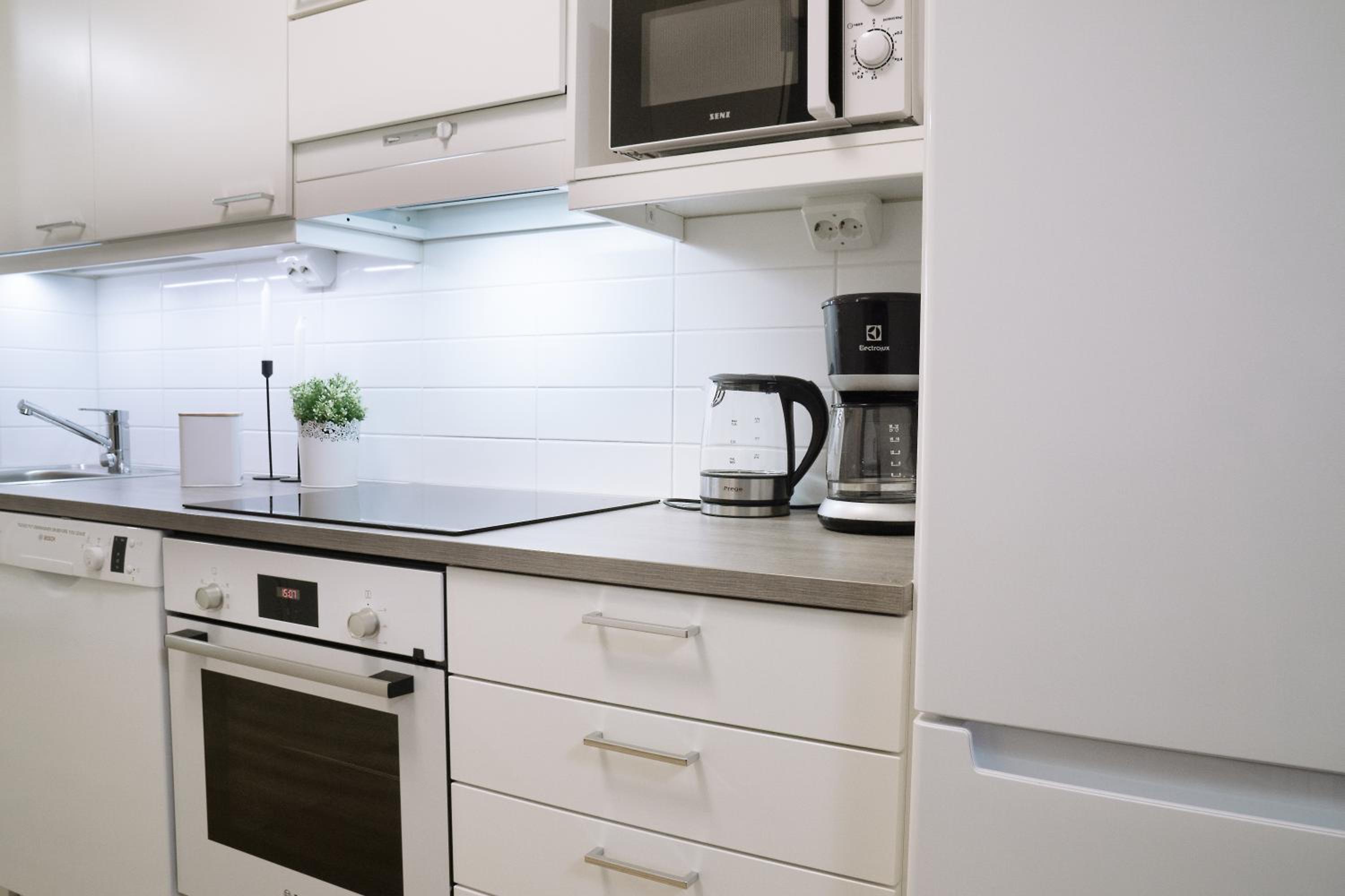 Studio Apartment - Photo 8