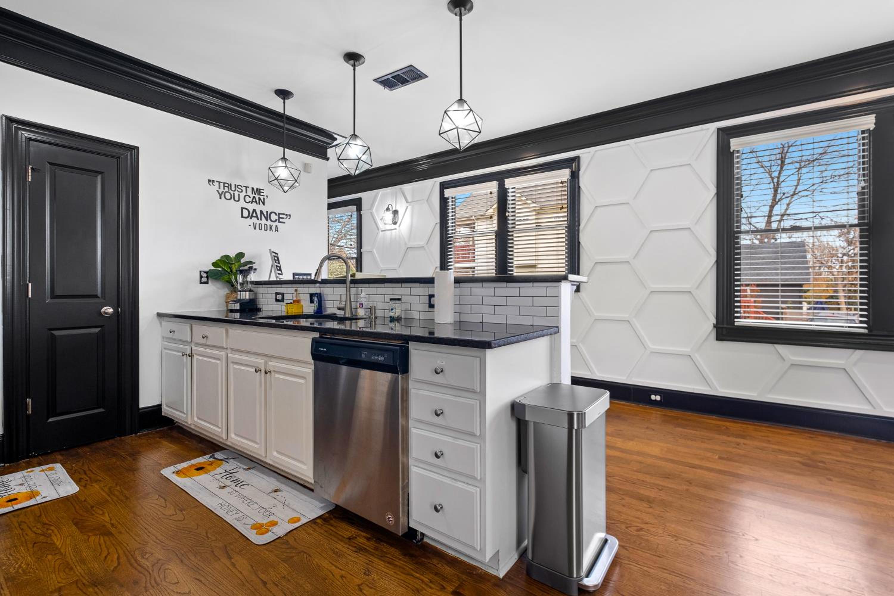 Three-Bedroom House - Photo 49