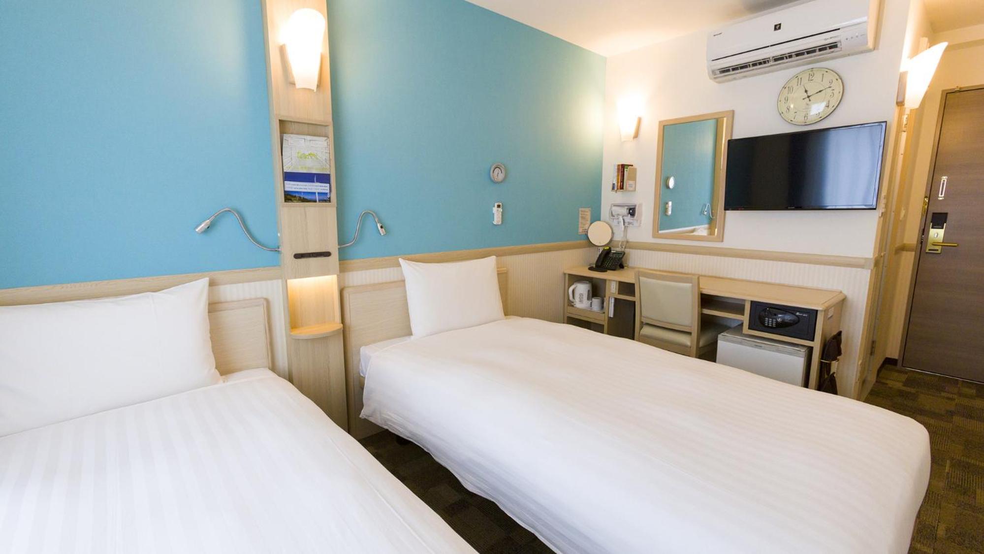 Twin Room - Non-Smoking - Photo 15