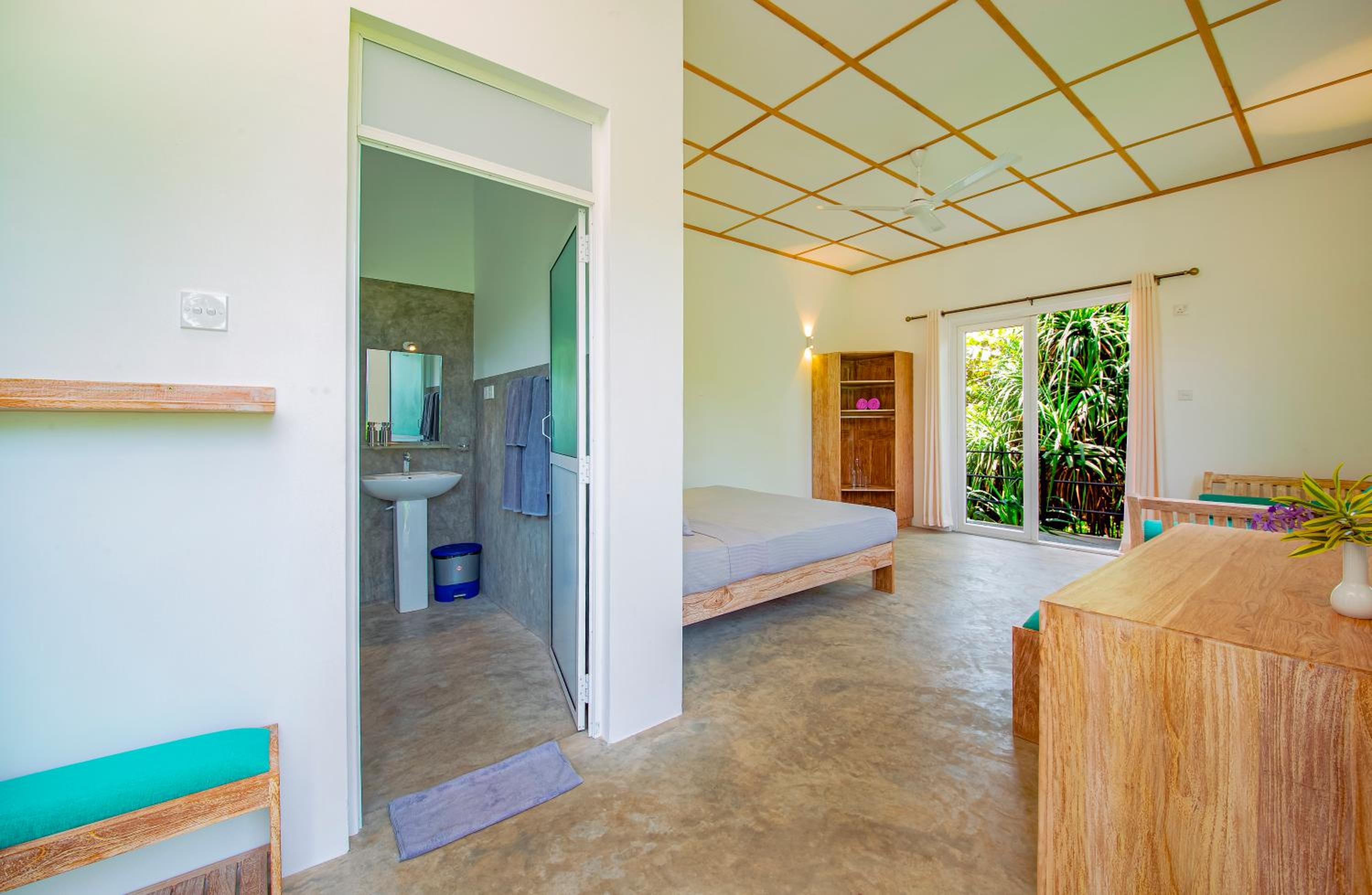 Double Room - Photo 2