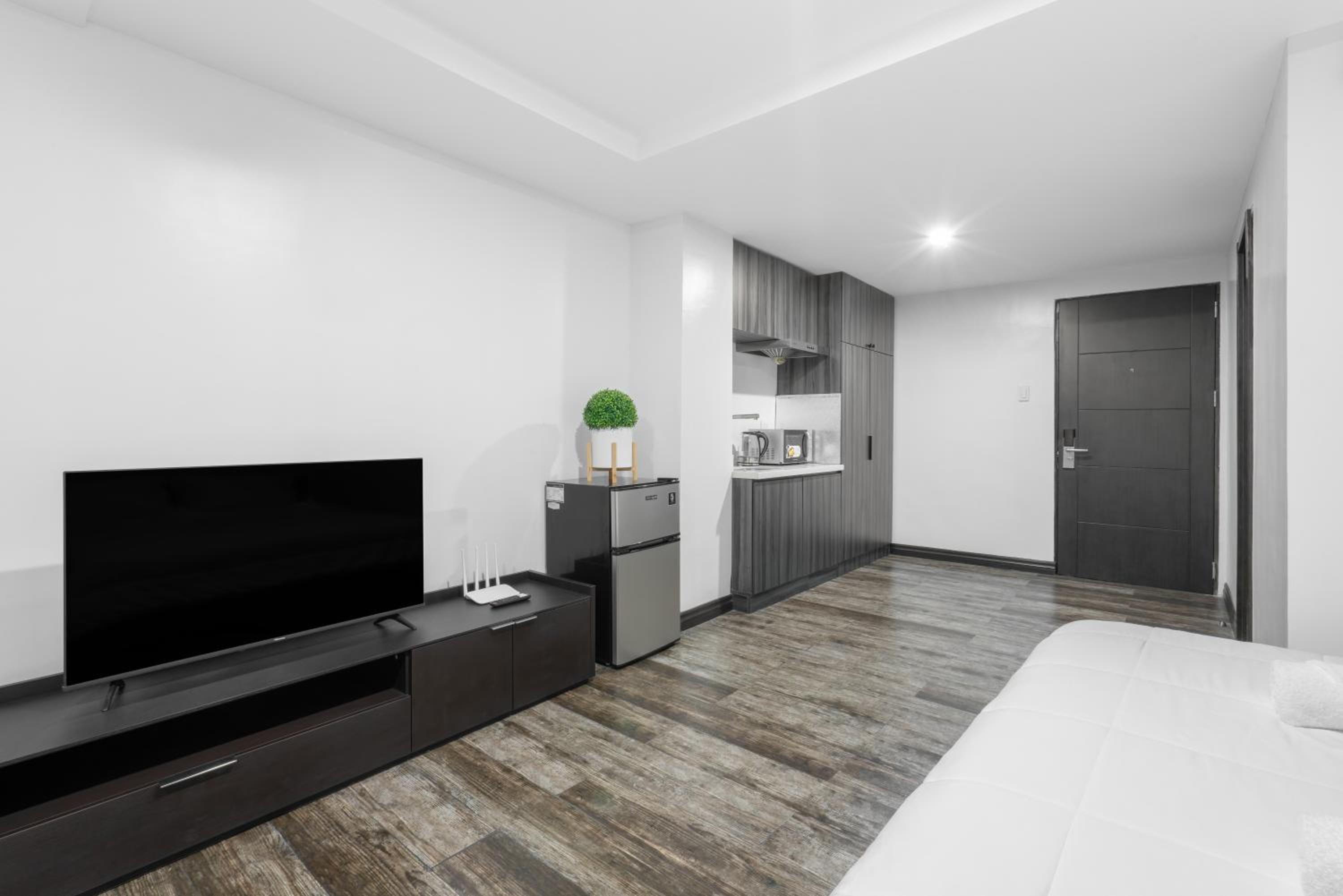 Family Studio - Photo 5