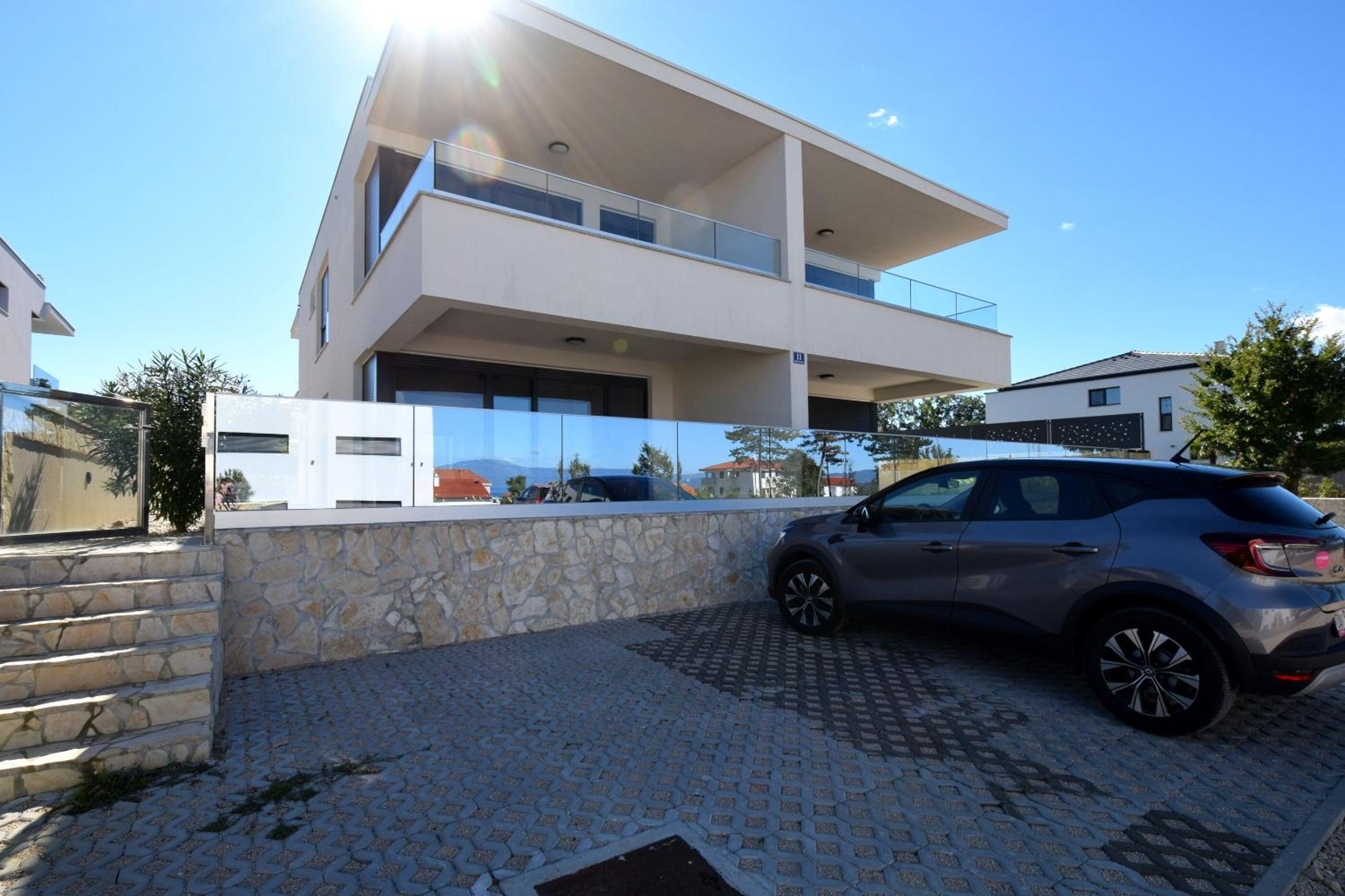 Three-Bedroom Villa photo 3