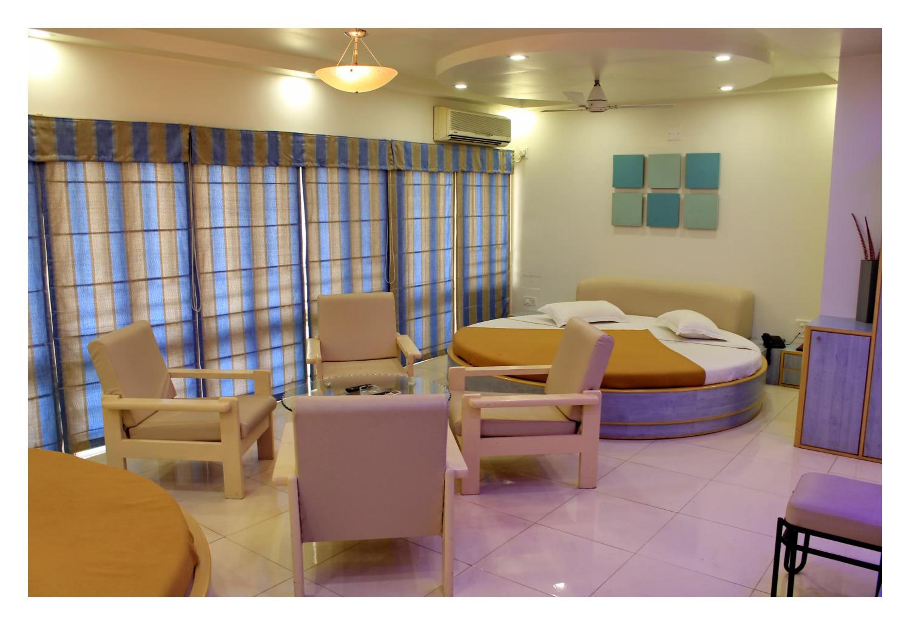 Presidential Suite photo 3