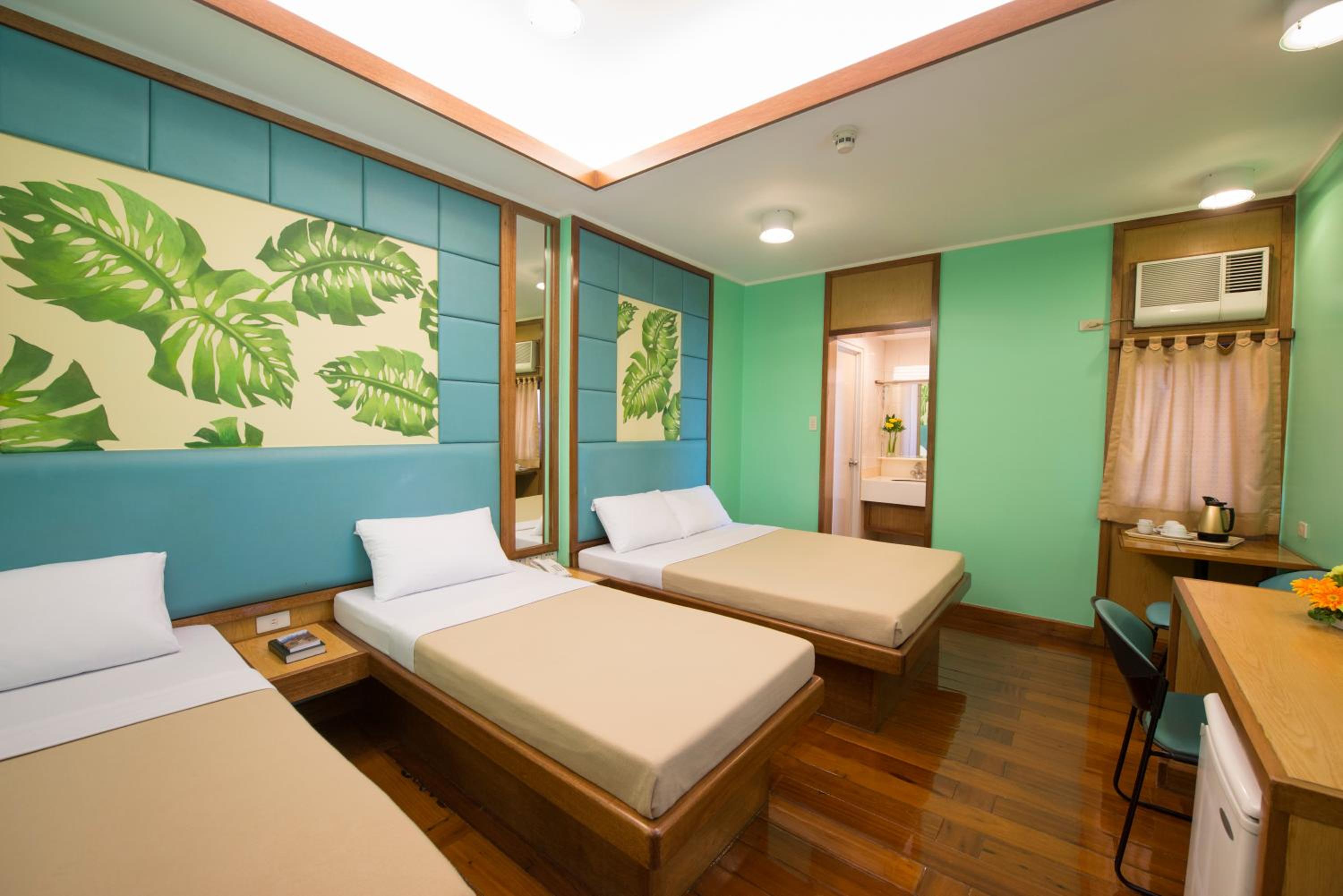 Team Room - P. Zamora Wing