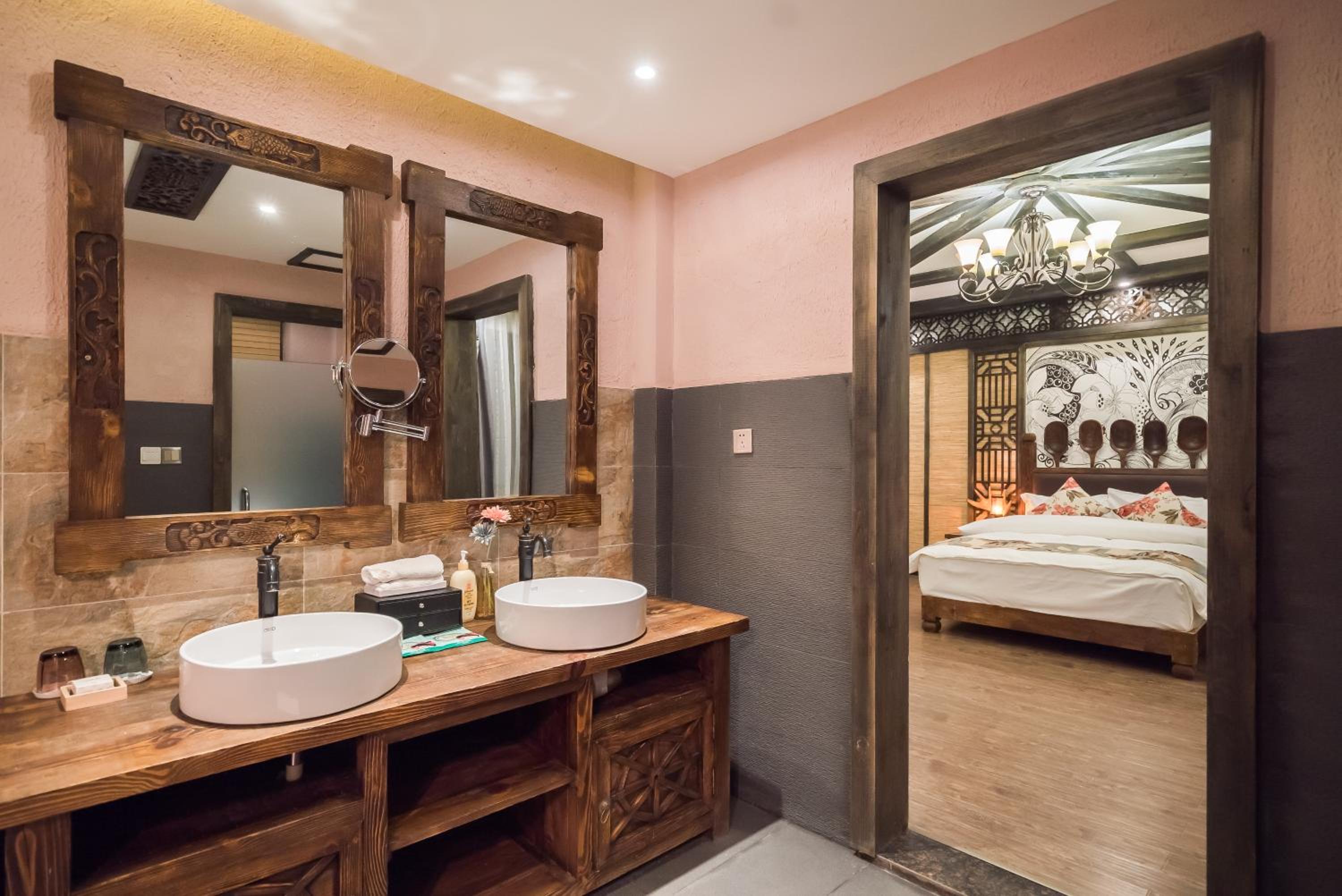 Twin Room With Bathroom photo 3