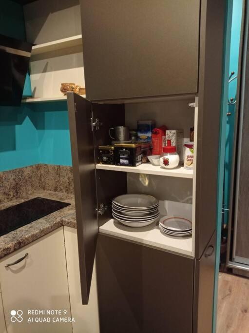 One-Bedroom Apartment - Photo 2