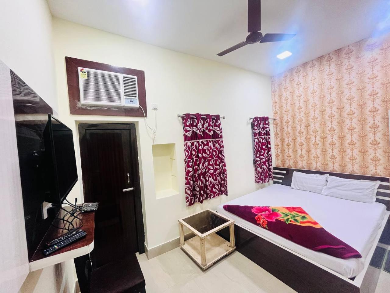Deluxe Double Room - Photo 33