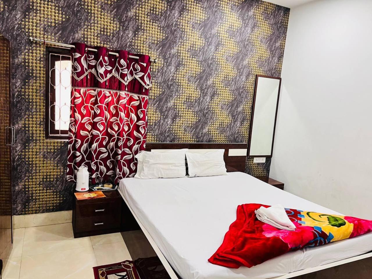 Deluxe Double Room - Photo 14