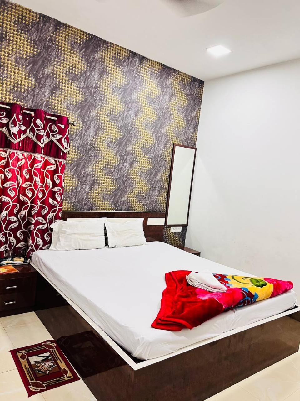 Deluxe Double Room - Photo 18